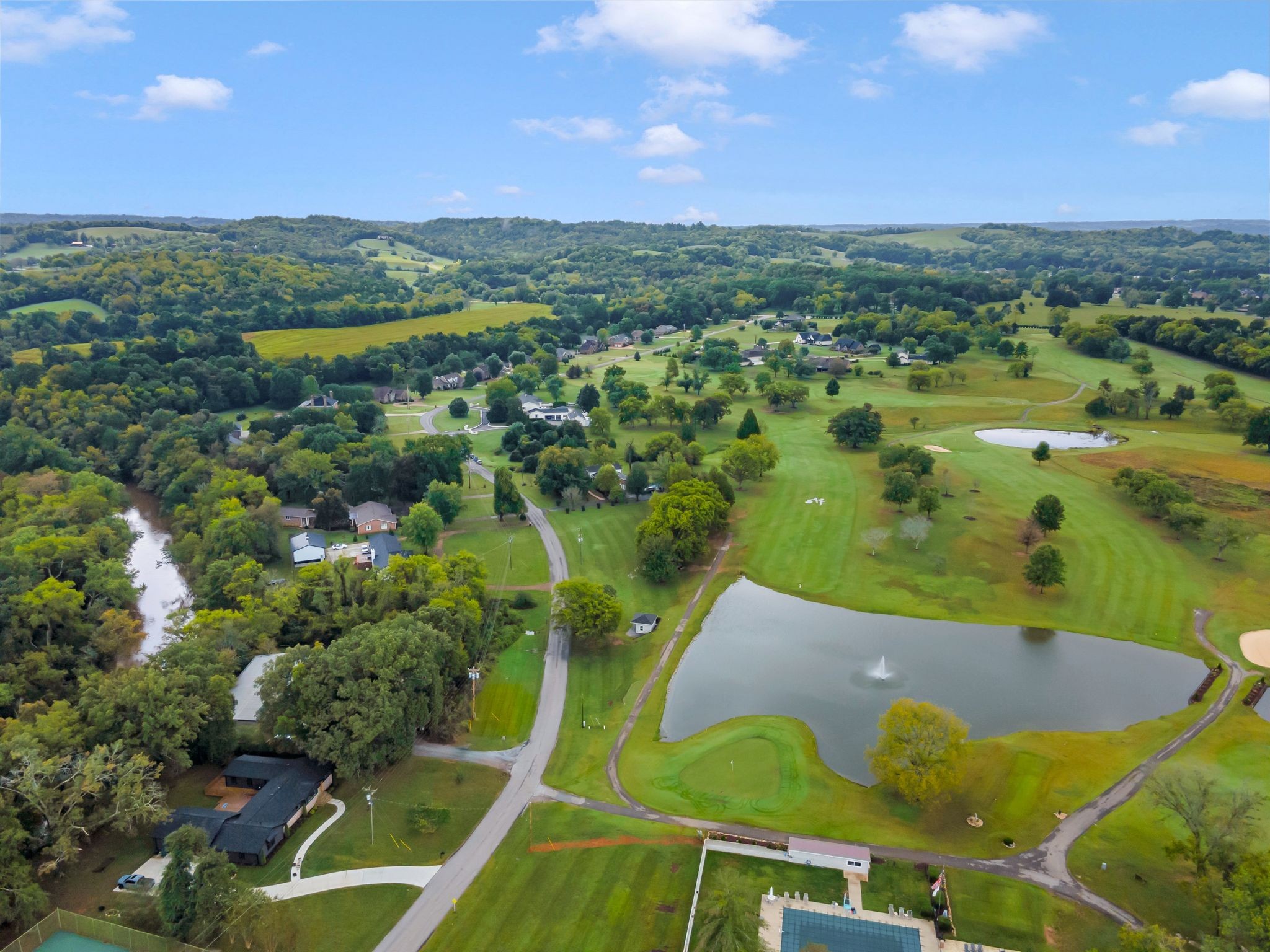 231 Riverbend Country Club Rd