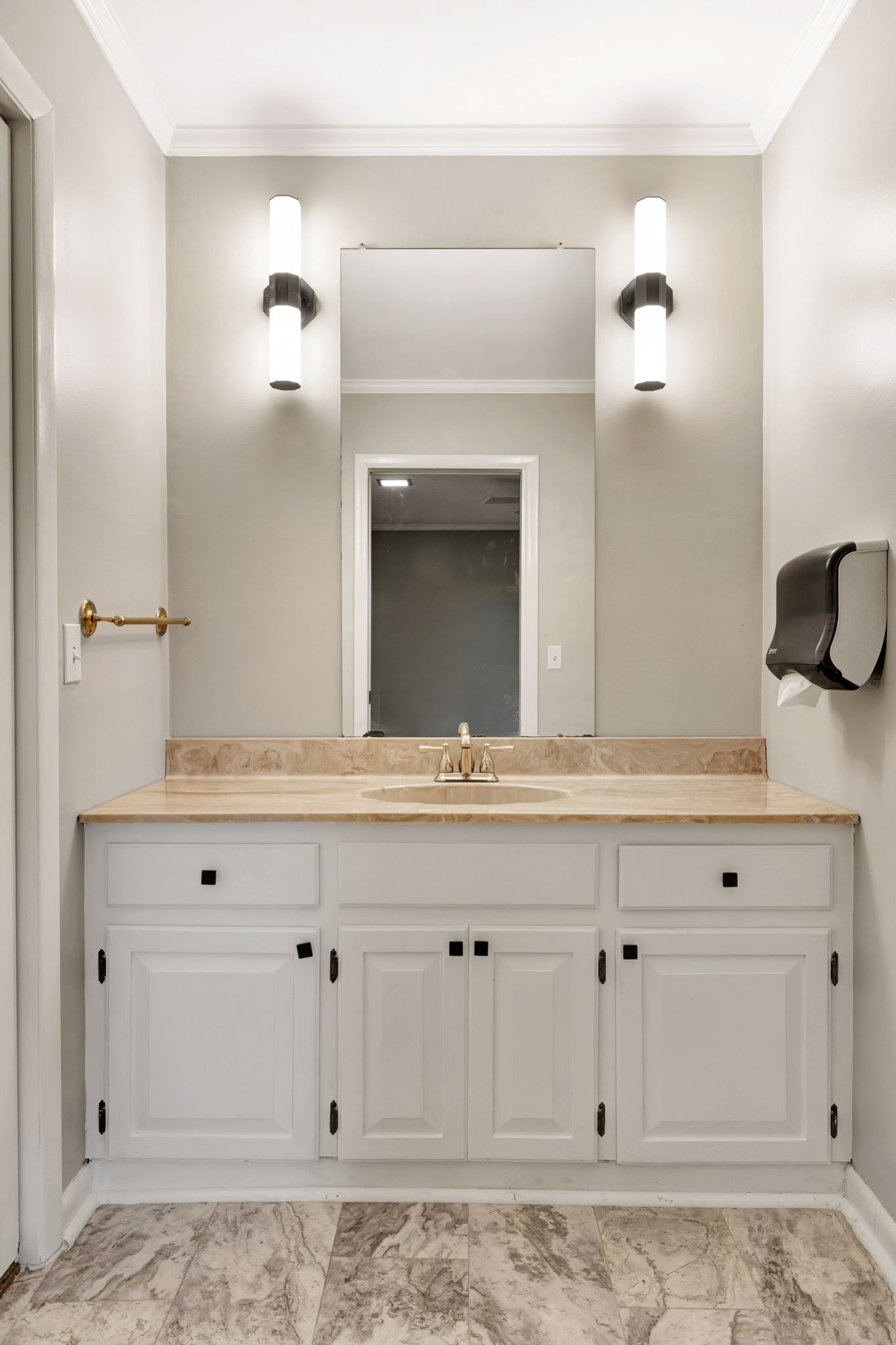 231 Riverbend Country Club Rd