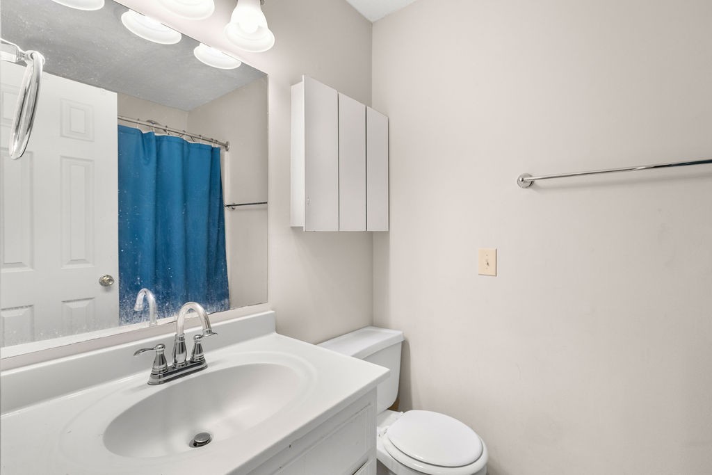 2731 Patricia Ln