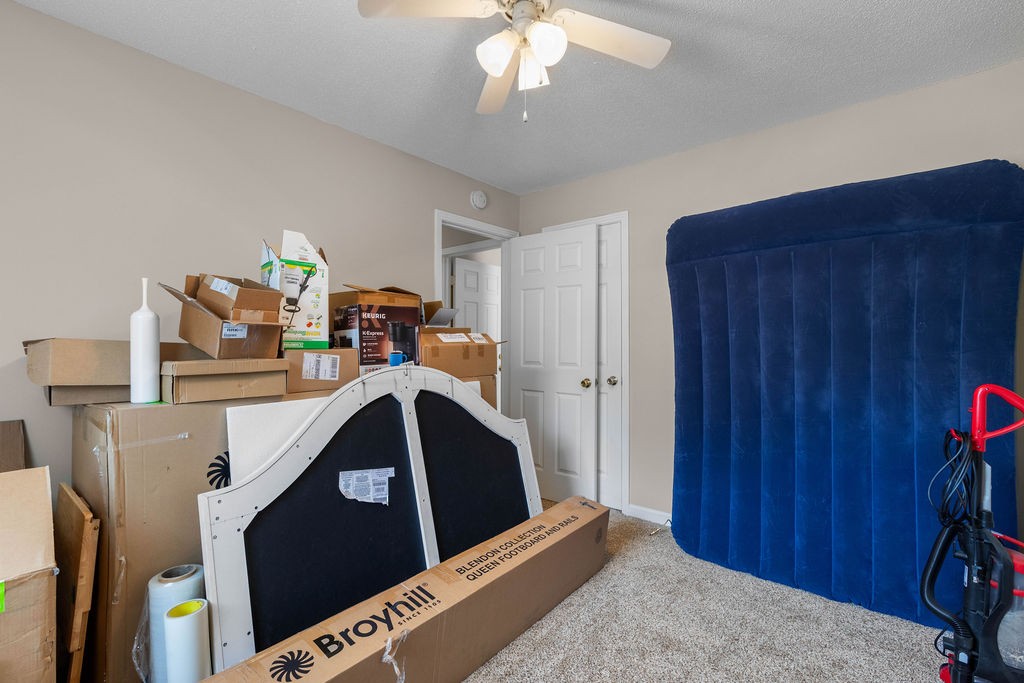2731 Patricia Ln