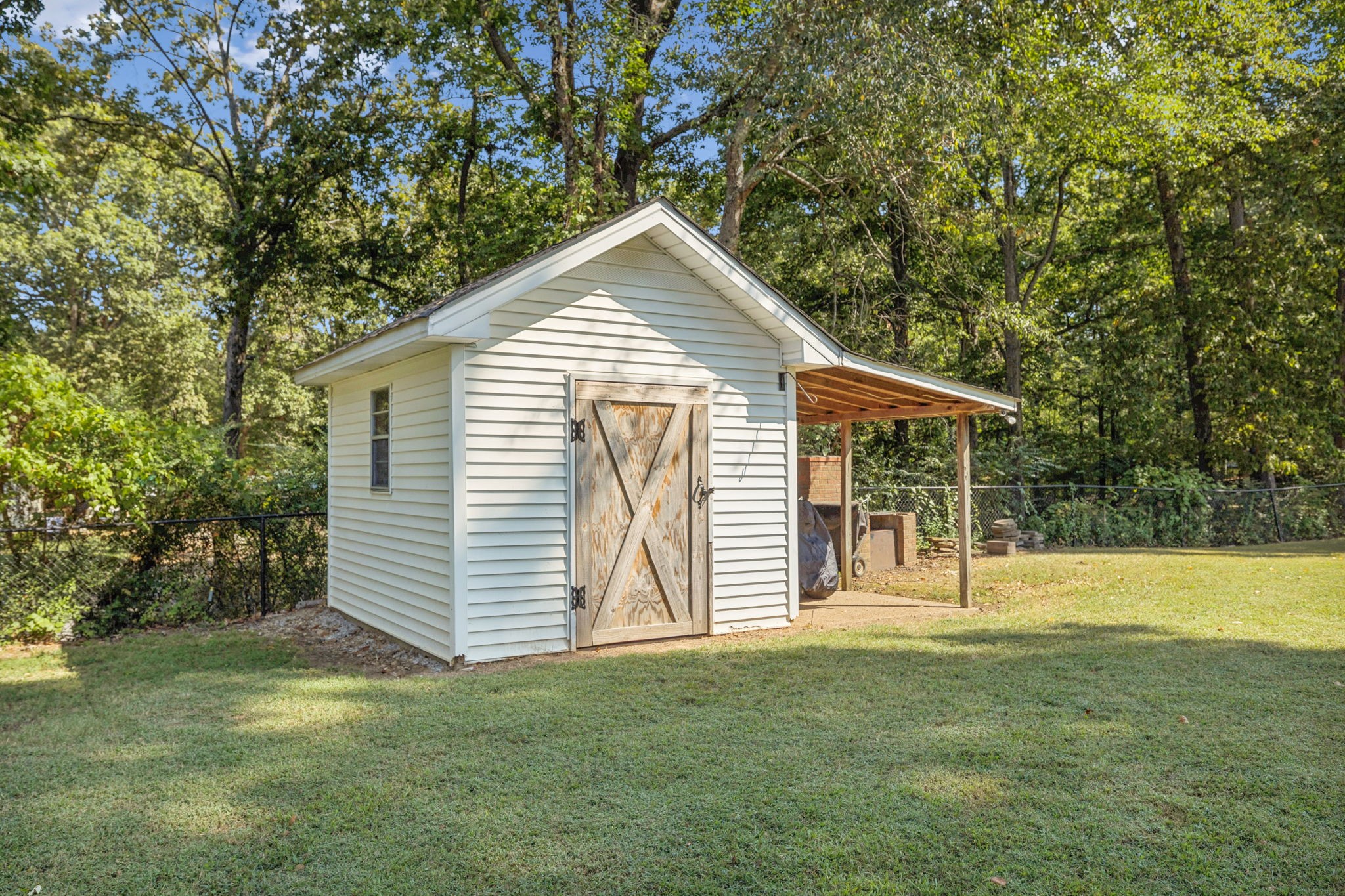 205 E Hills Ter