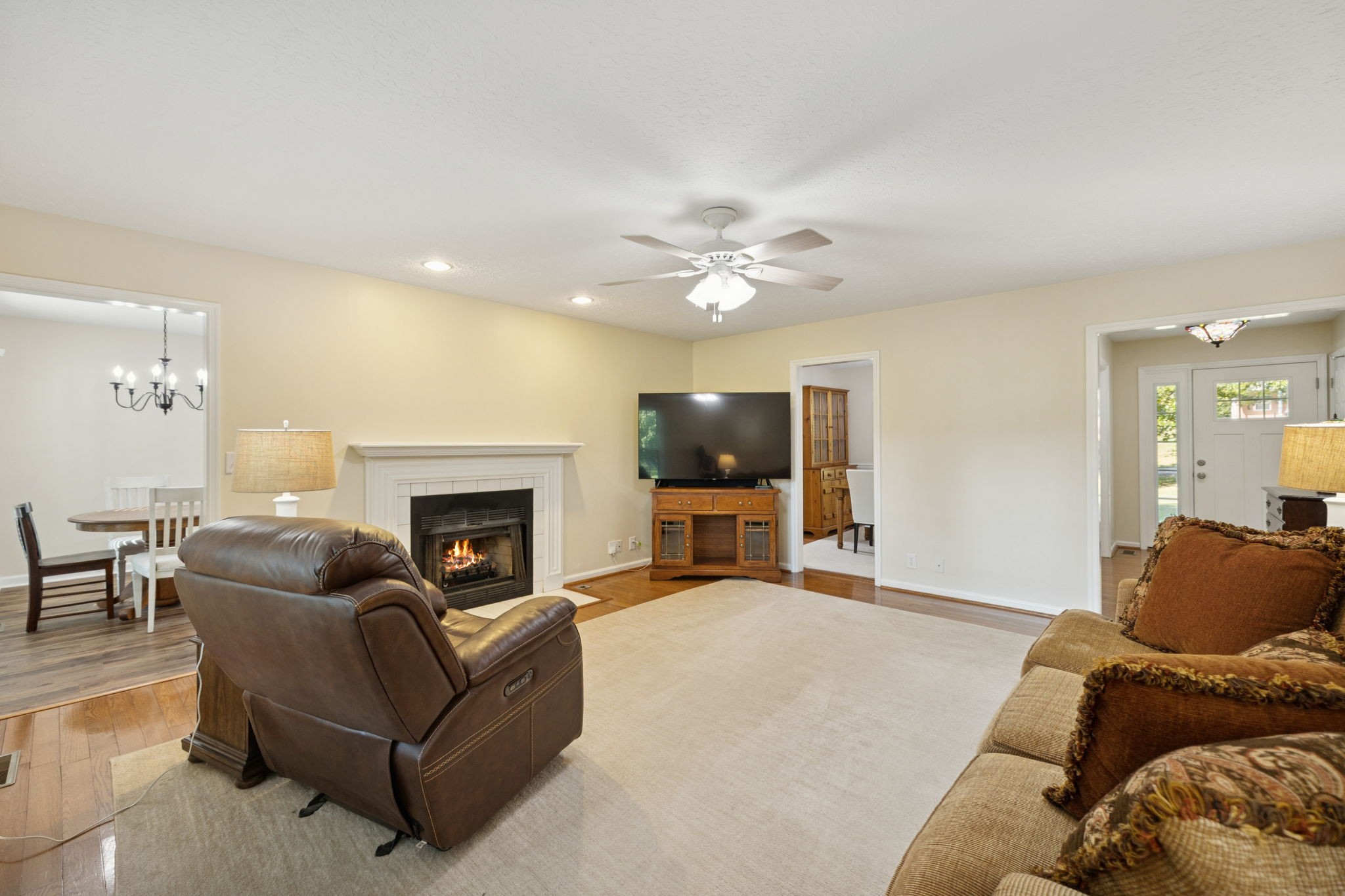 205 E Hills Ter
