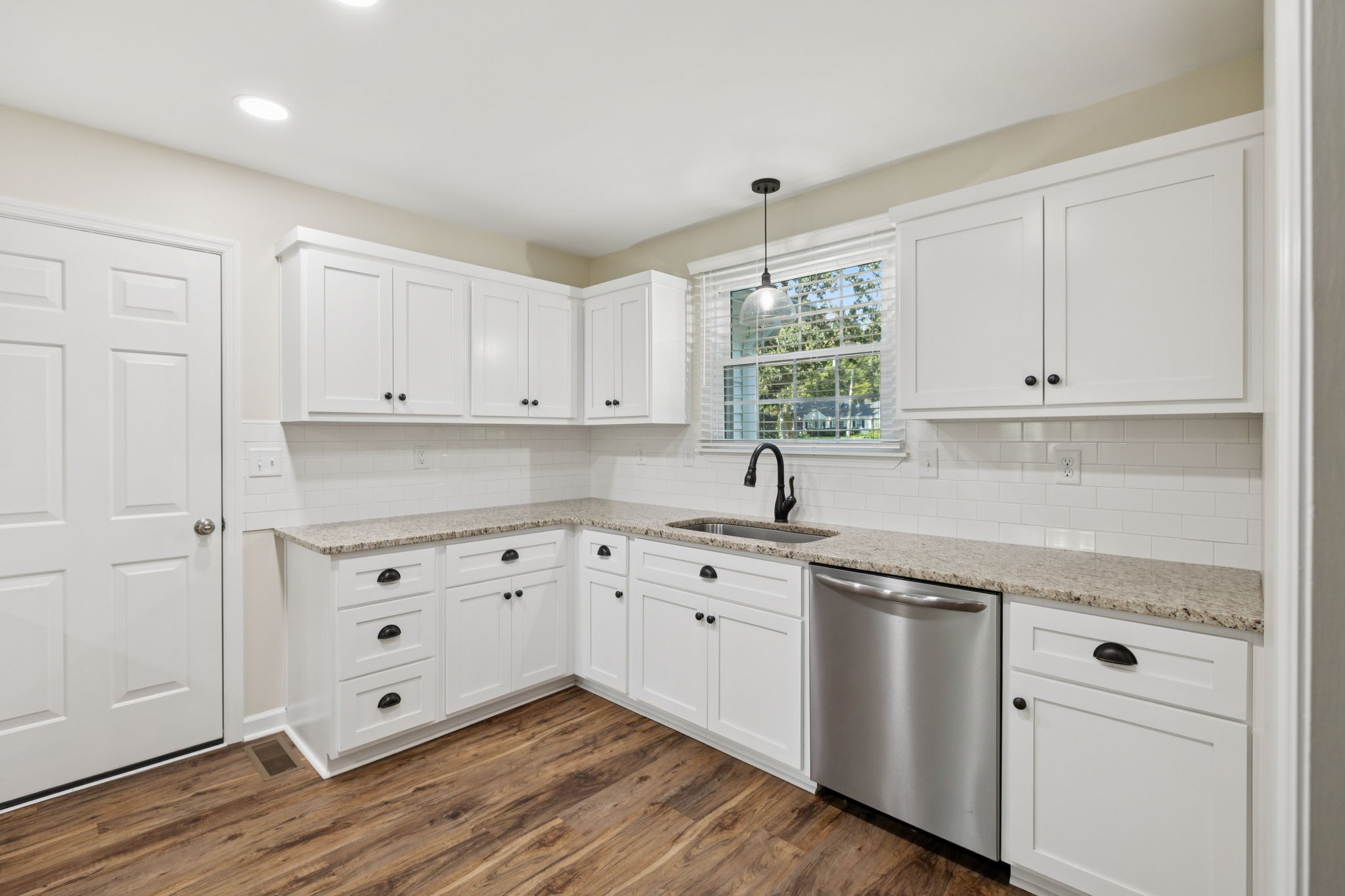 205 E Hills Ter