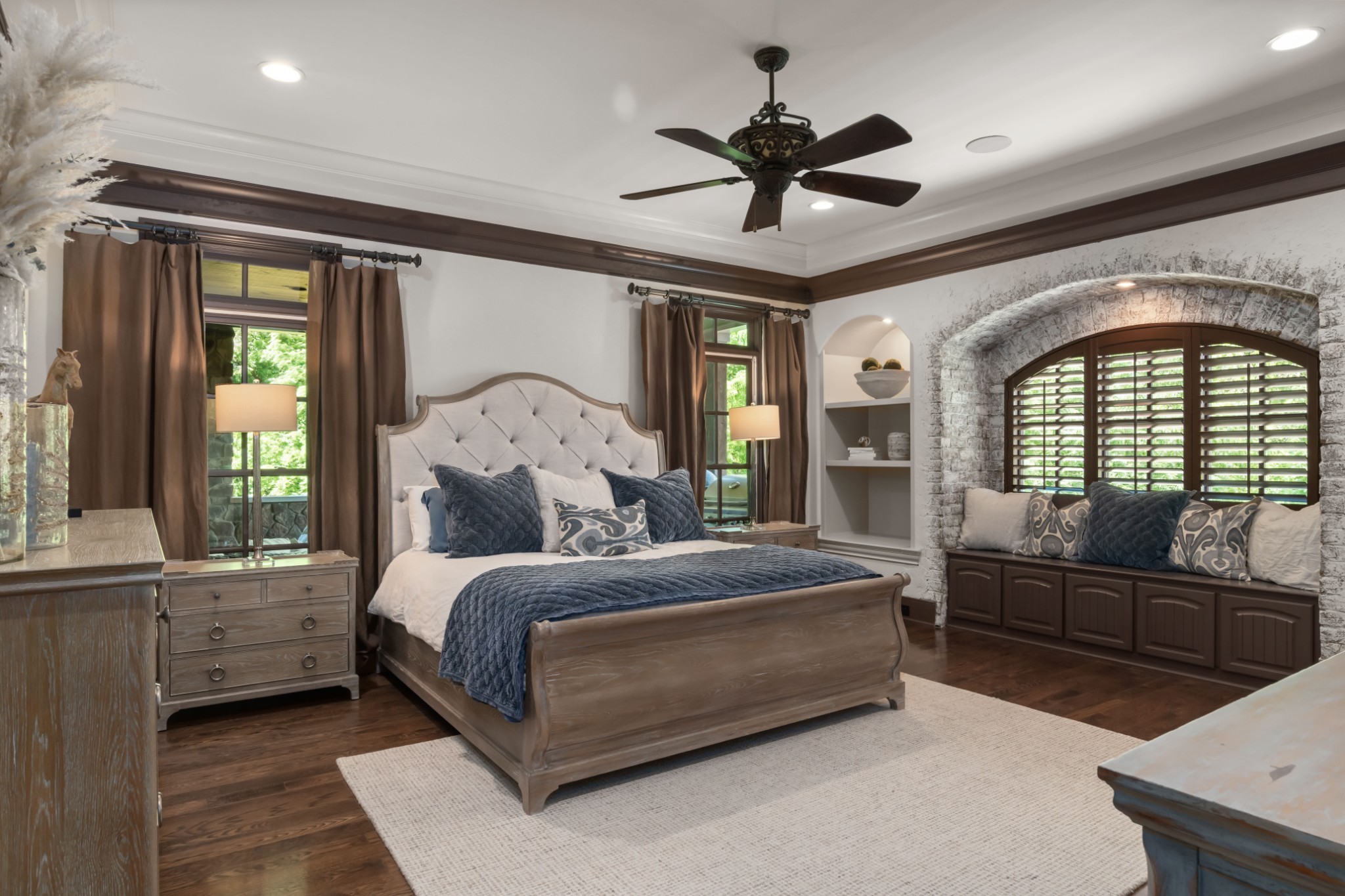 399 The Lady of the Lake Lane