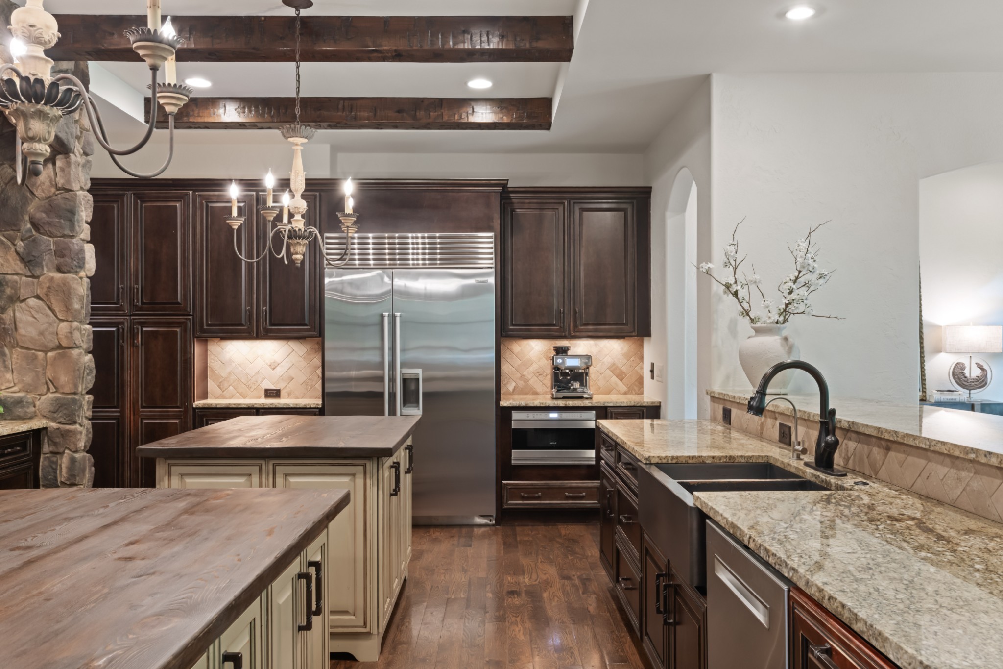 399 The Lady of the Lake Lane