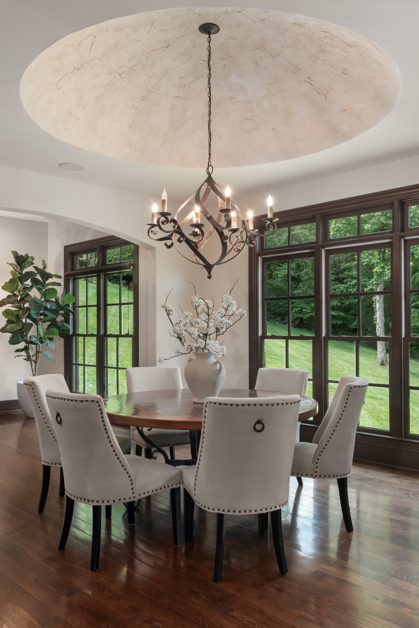 399 The Lady of the Lake Lane