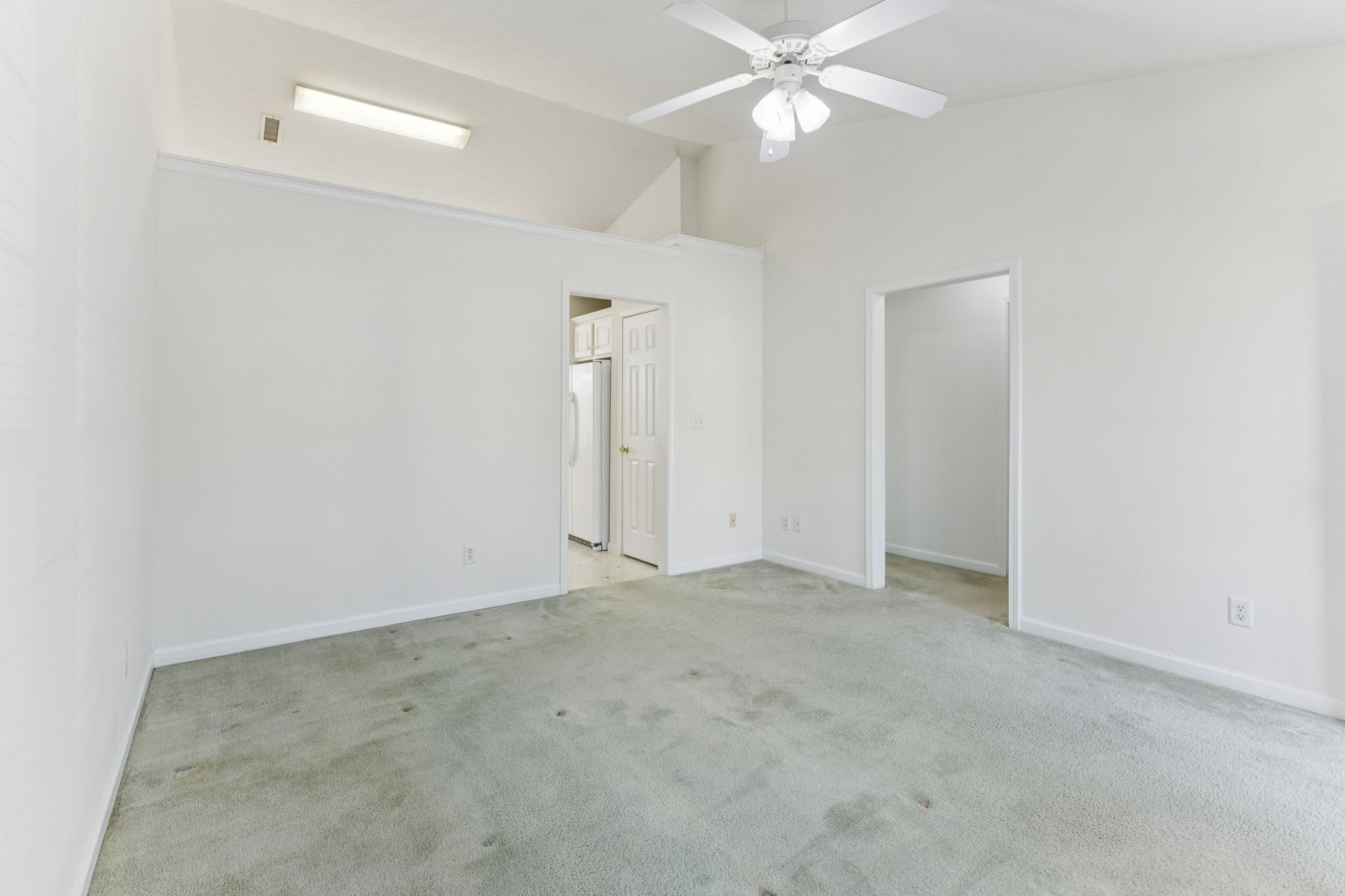 1639 Beaconcrest Cir