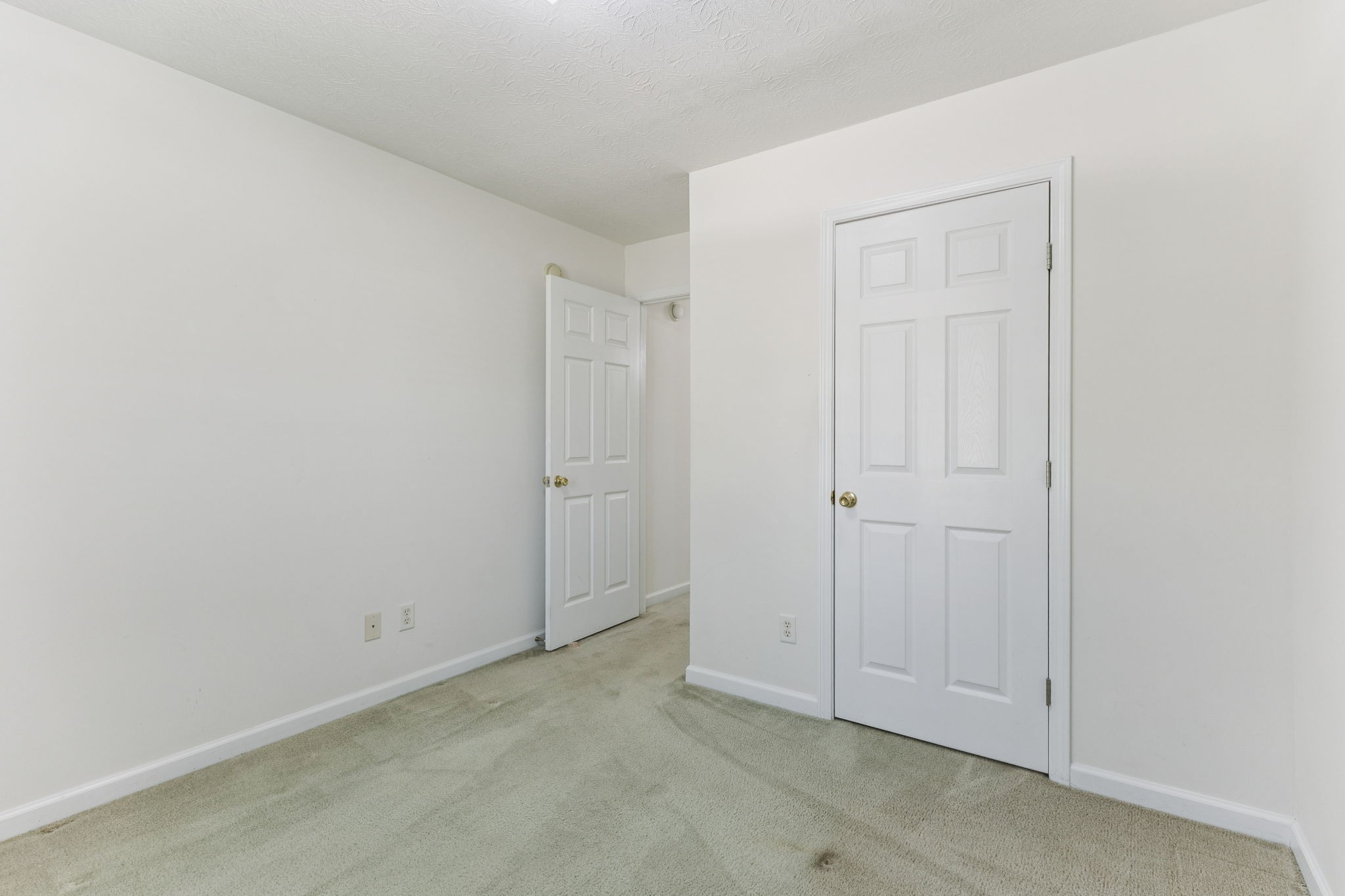 1639 Beaconcrest Cir