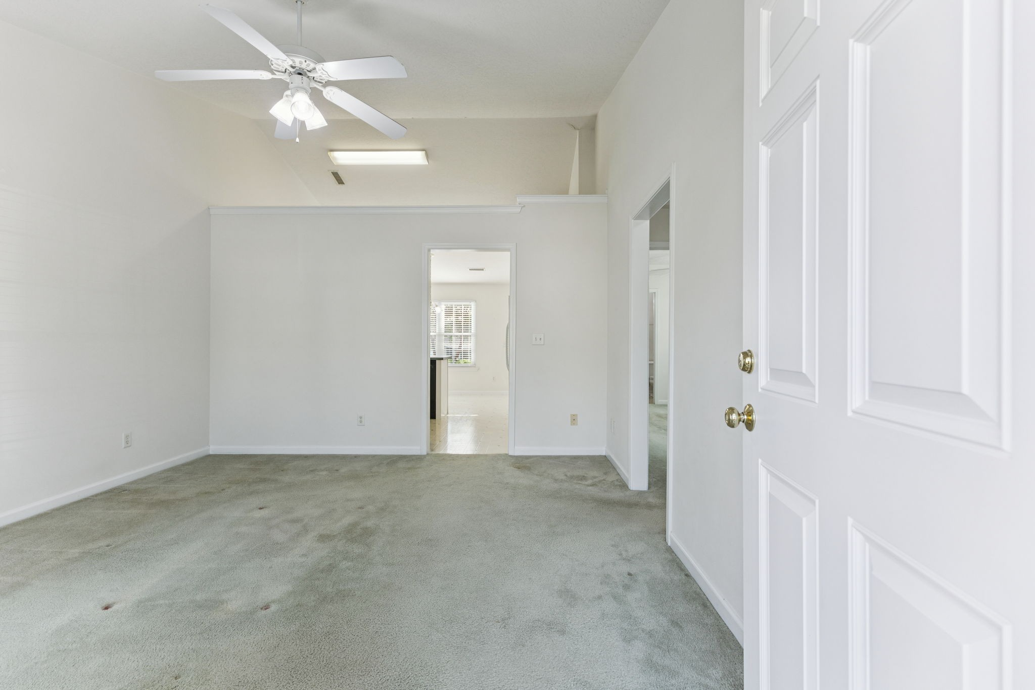 1639 Beaconcrest Cir