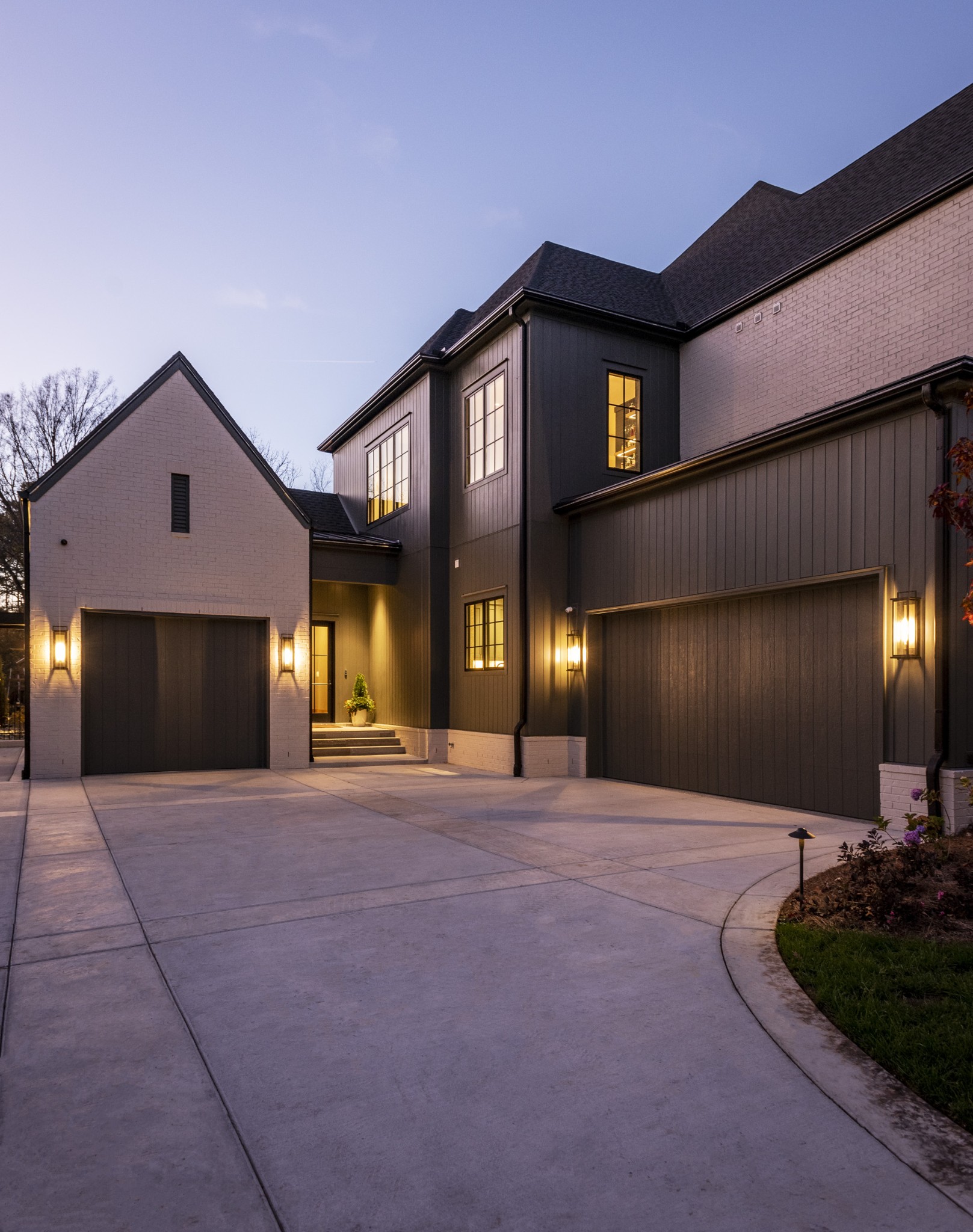 1311 Parker Pl