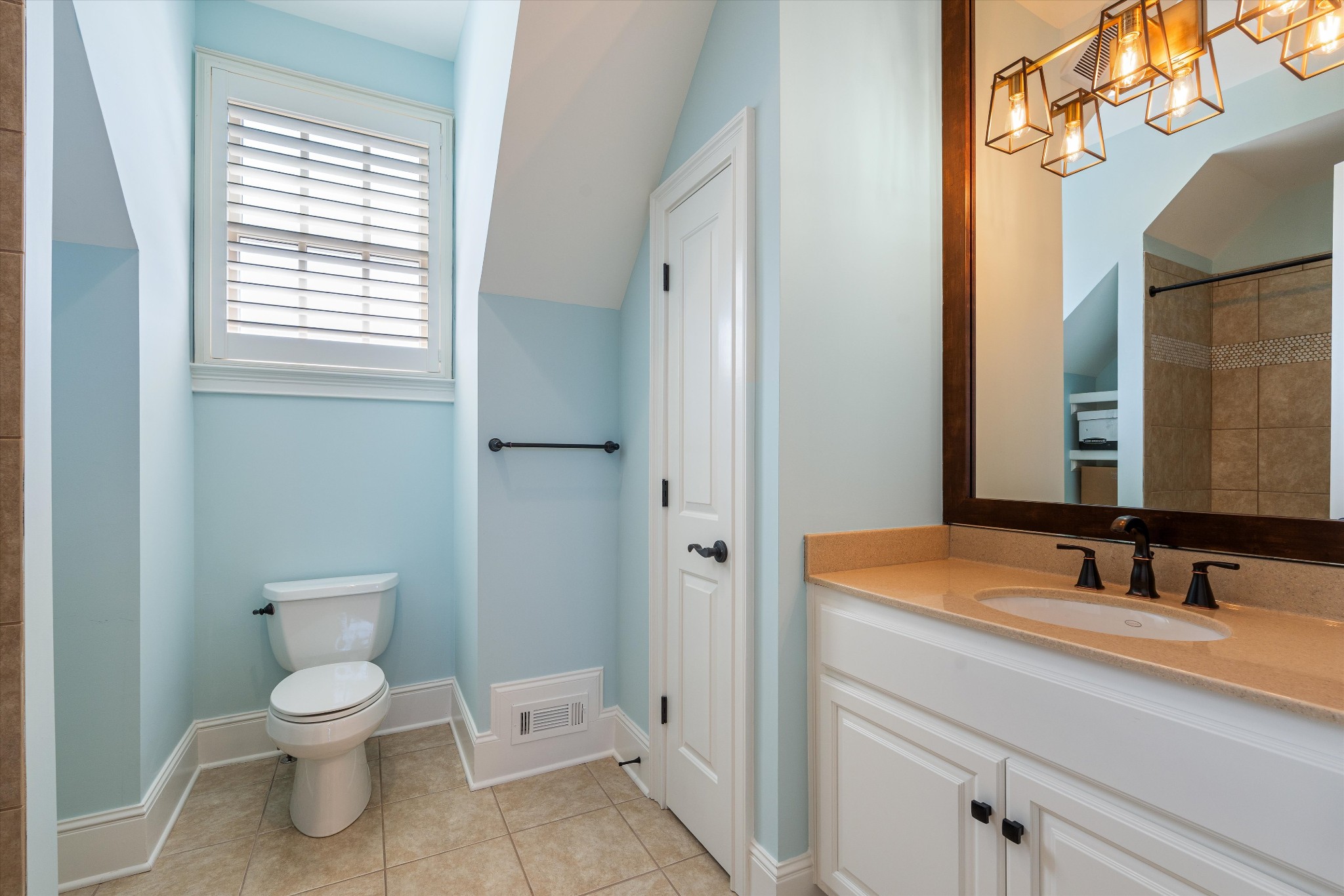 1736 Richbourg Park Dr
