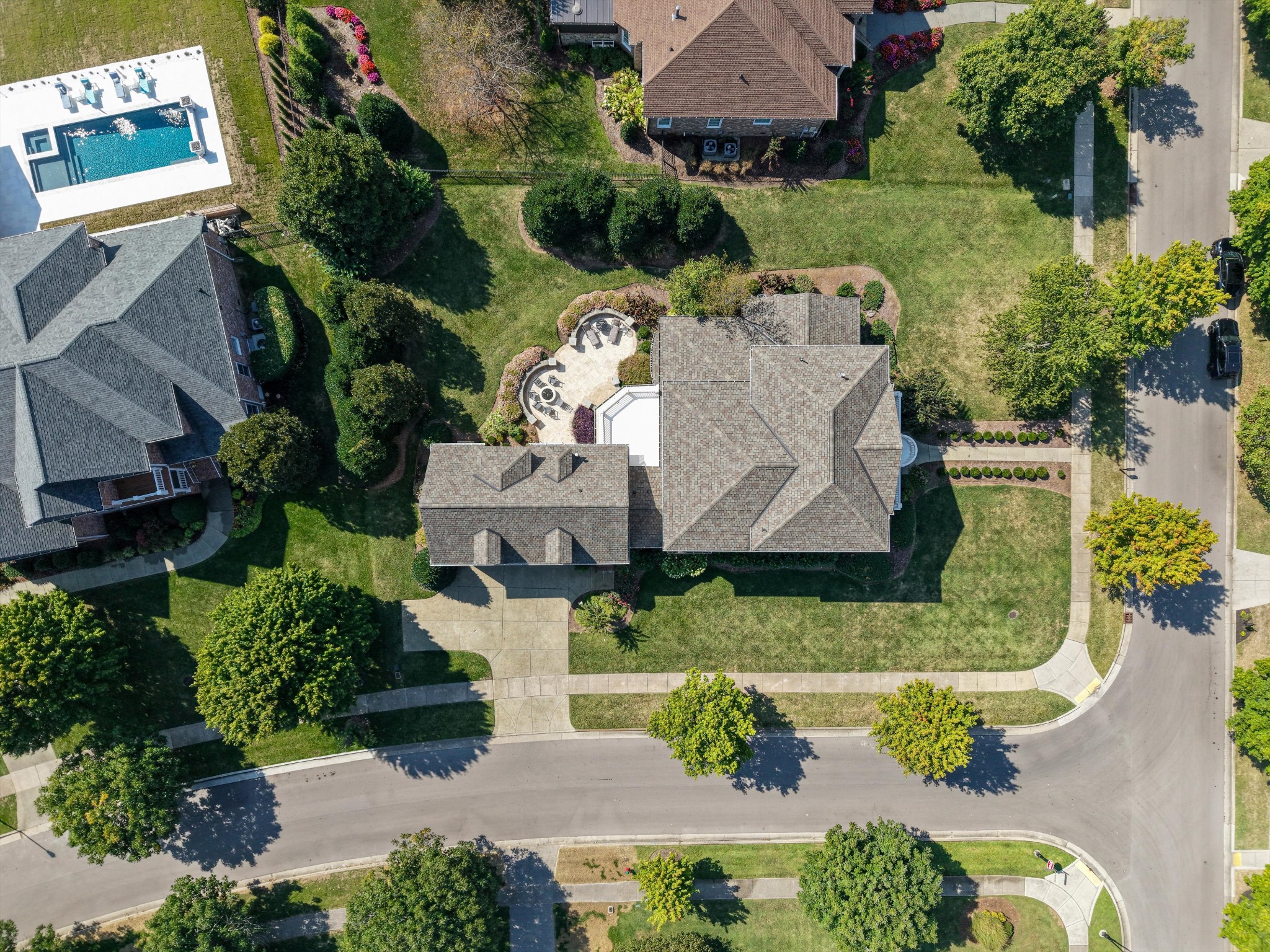 1736 Richbourg Park Dr