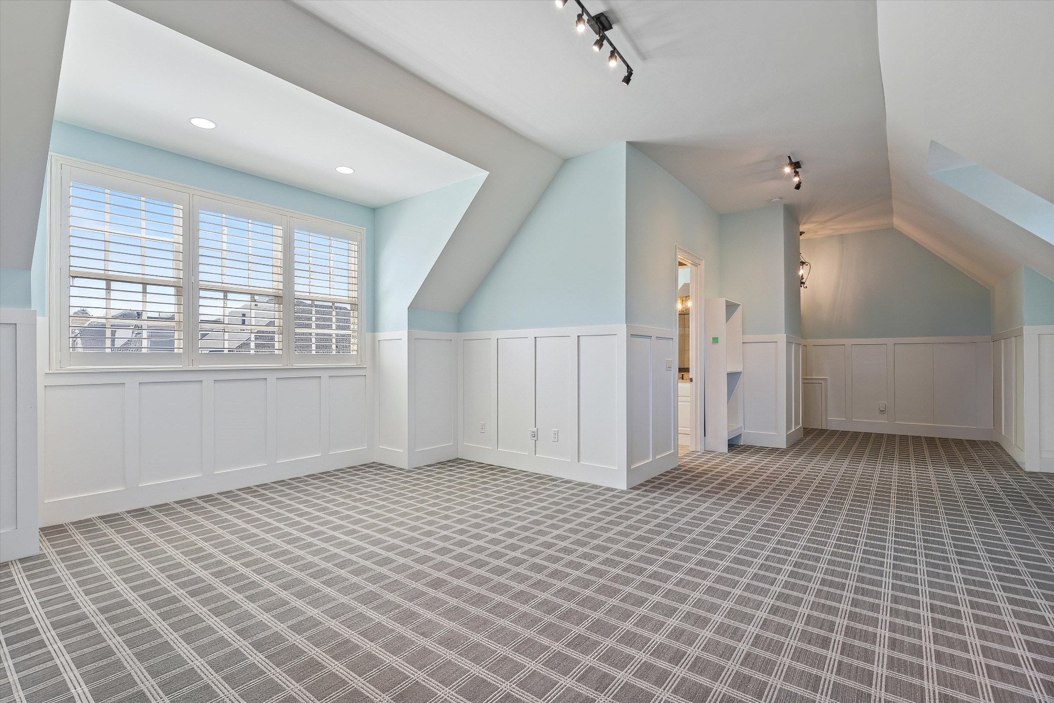 1736 Richbourg Park Dr