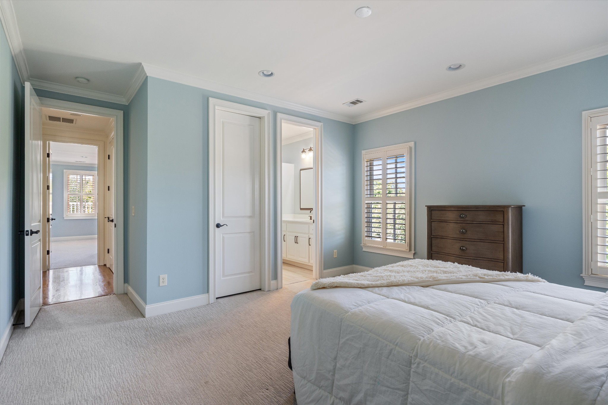 1736 Richbourg Park Dr