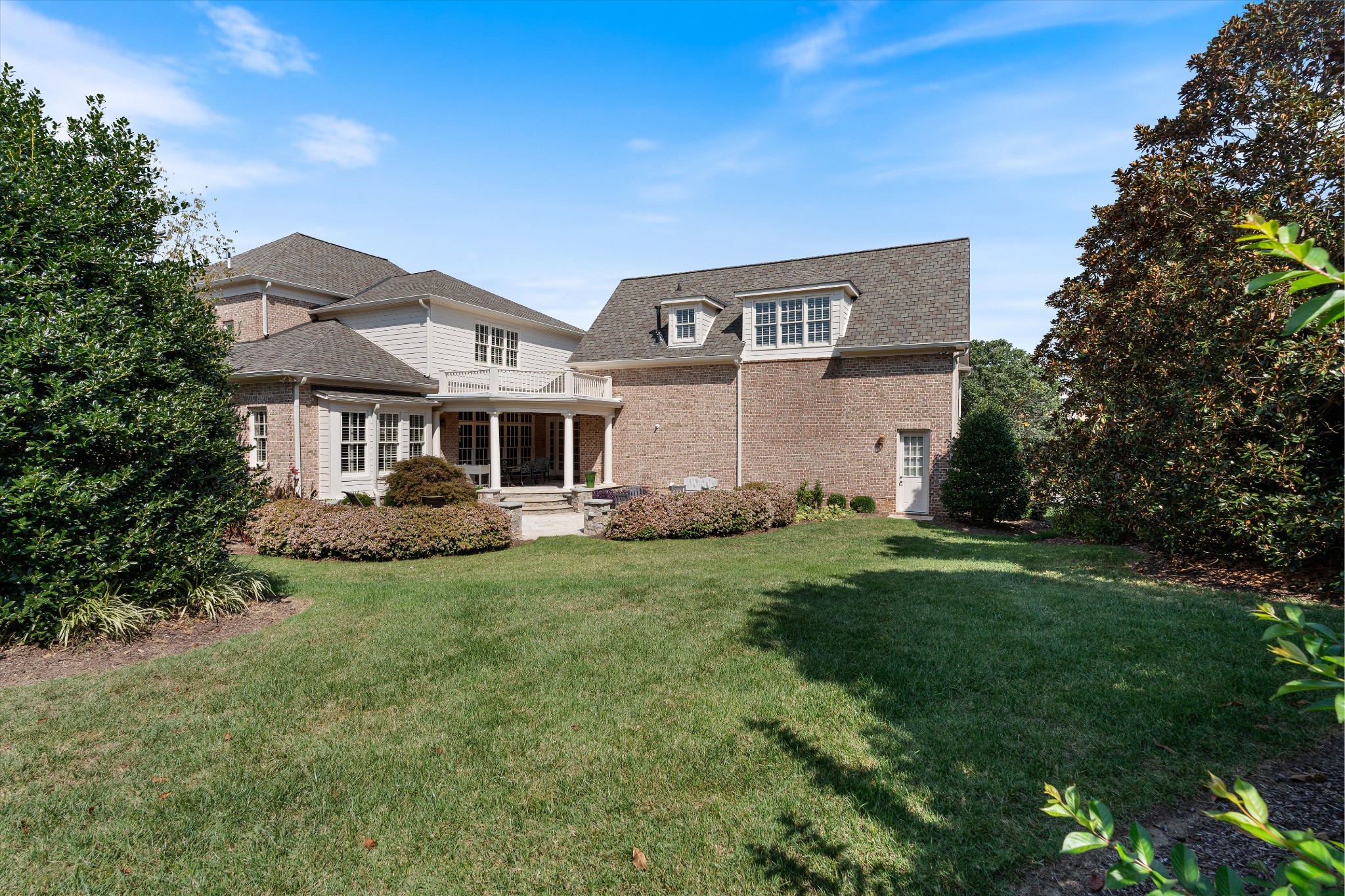 1736 Richbourg Park Dr