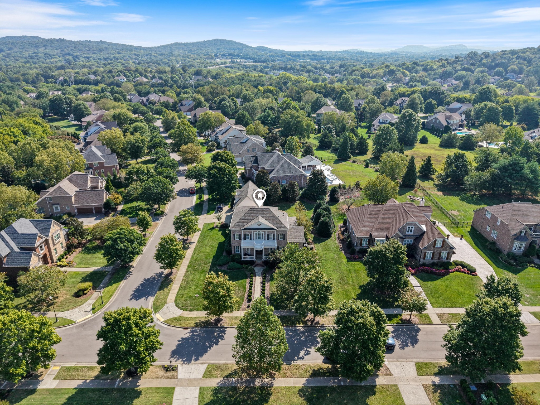 1736 Richbourg Park Dr