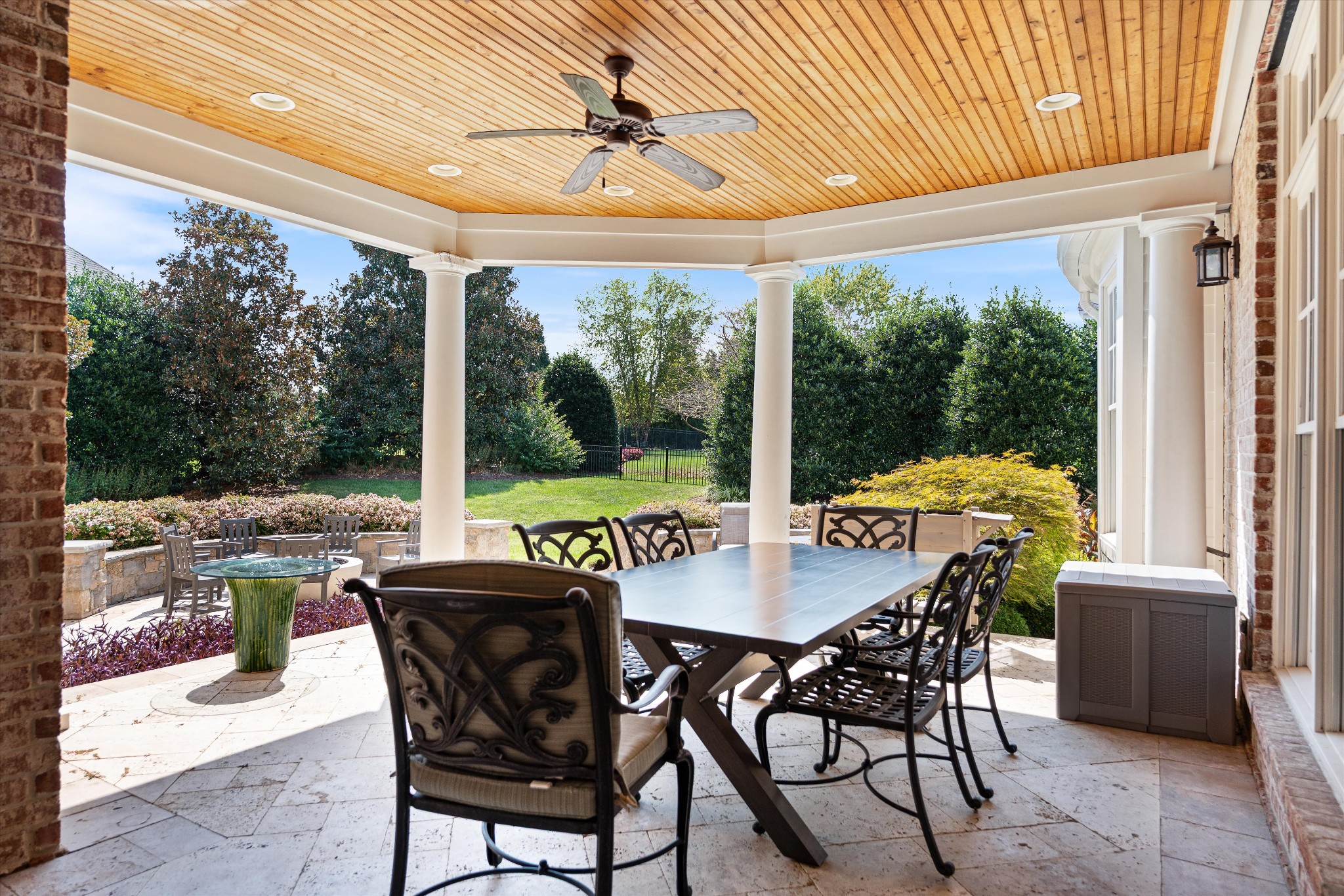 1736 Richbourg Park Dr
