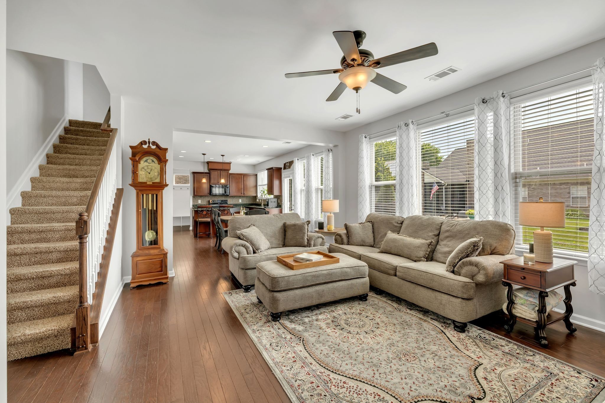 1232 Stockwell Dr