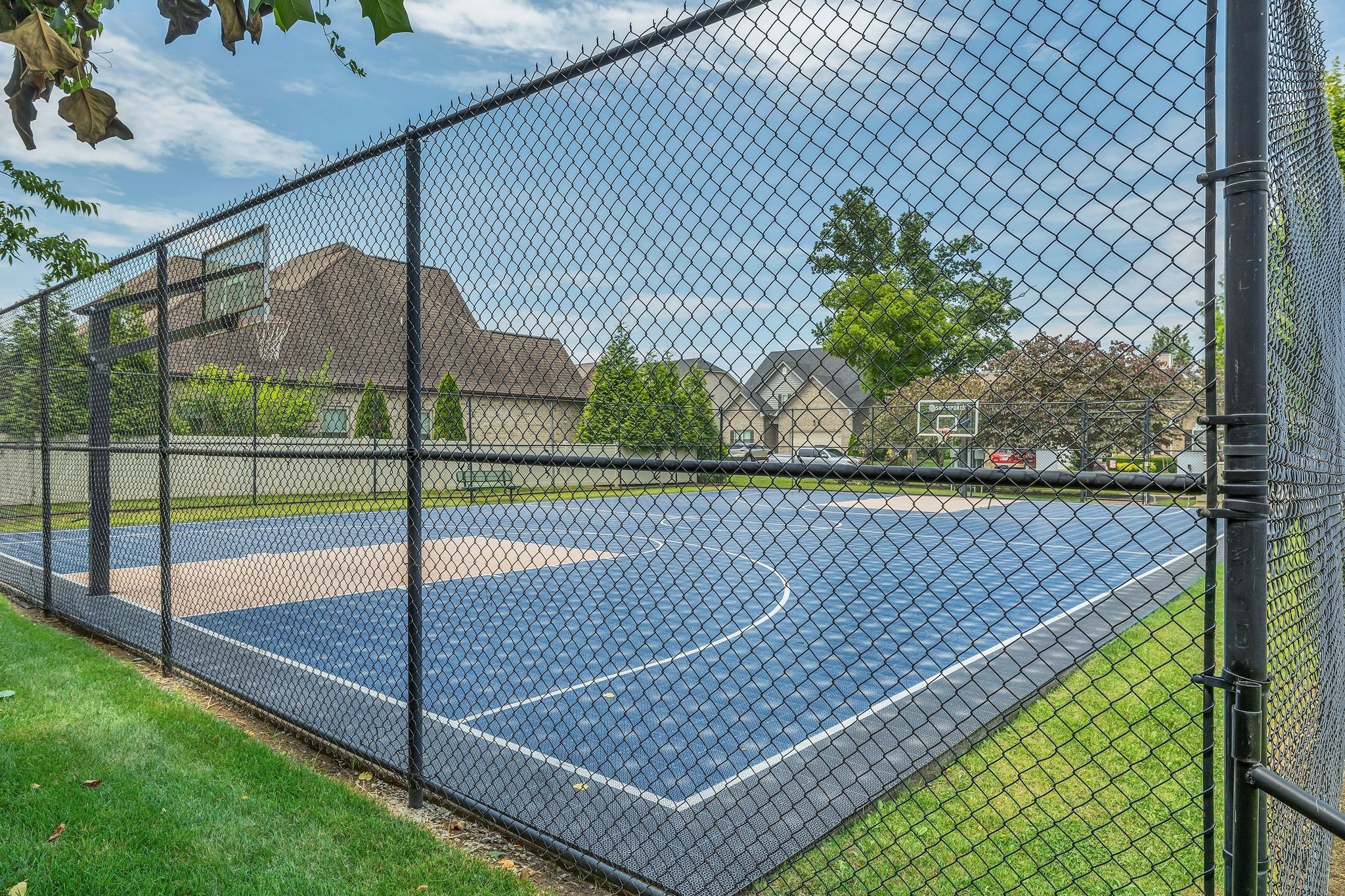 1232 Stockwell Dr