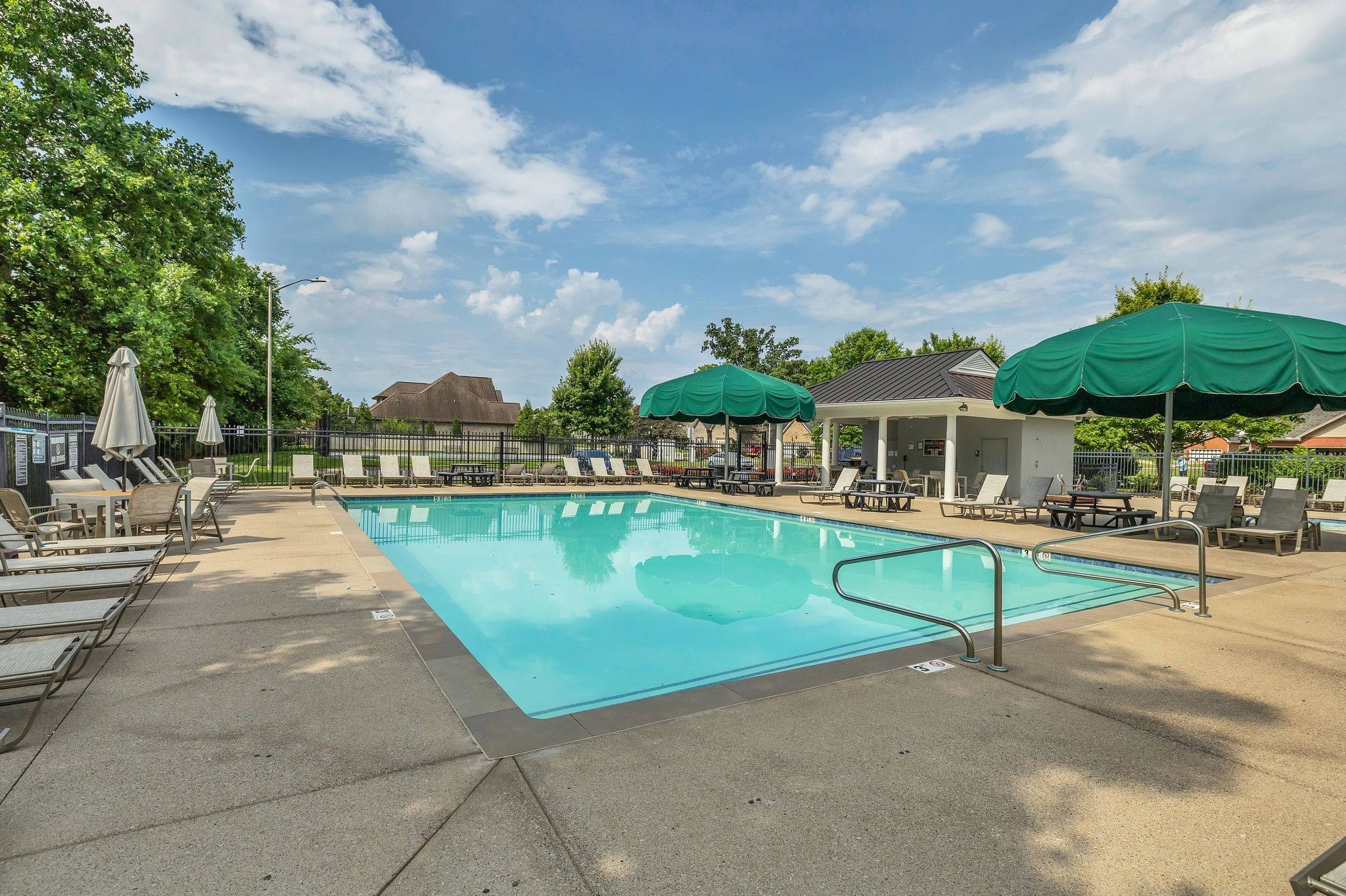 1232 Stockwell Dr