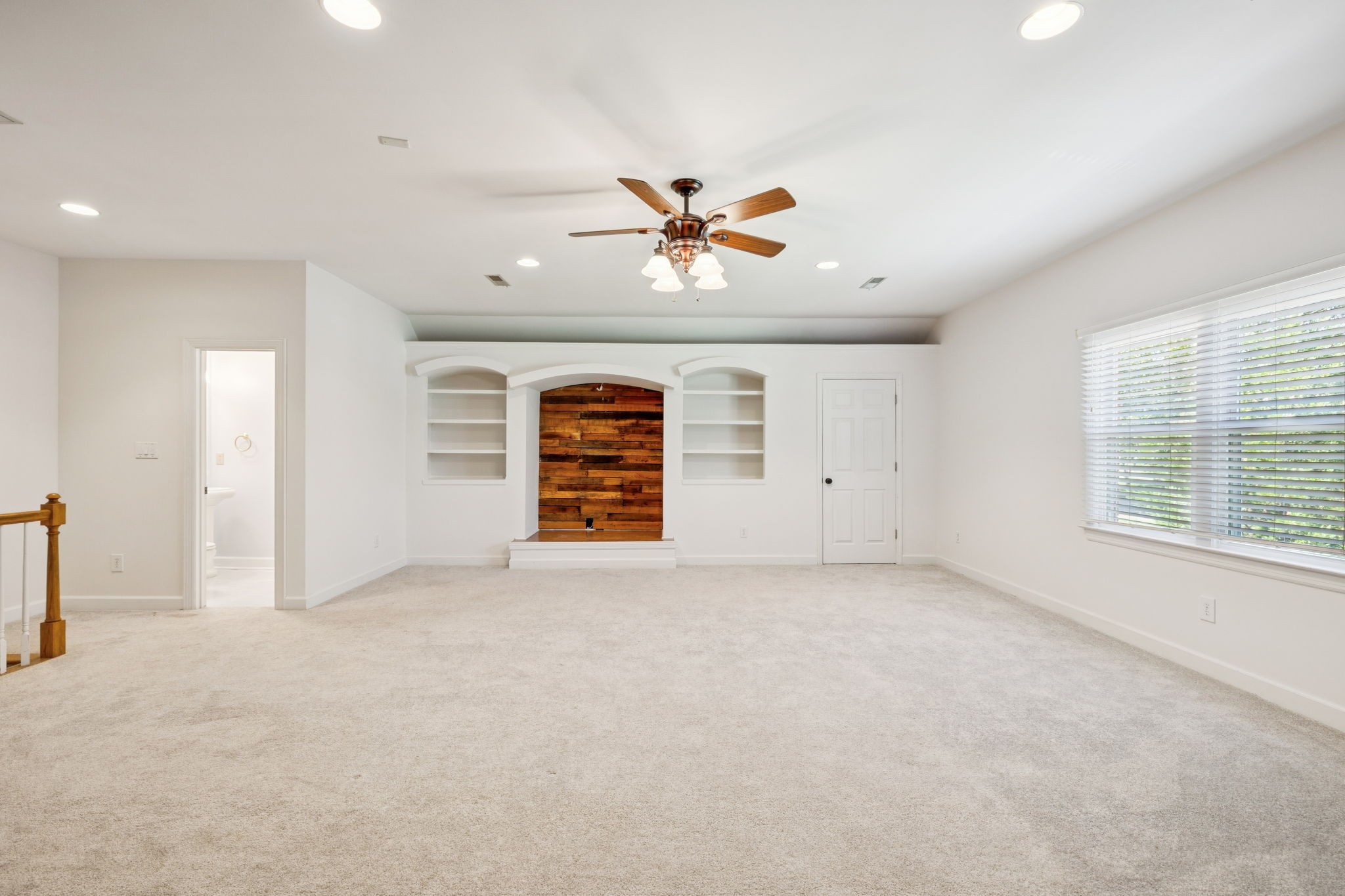 1329 Chestnut