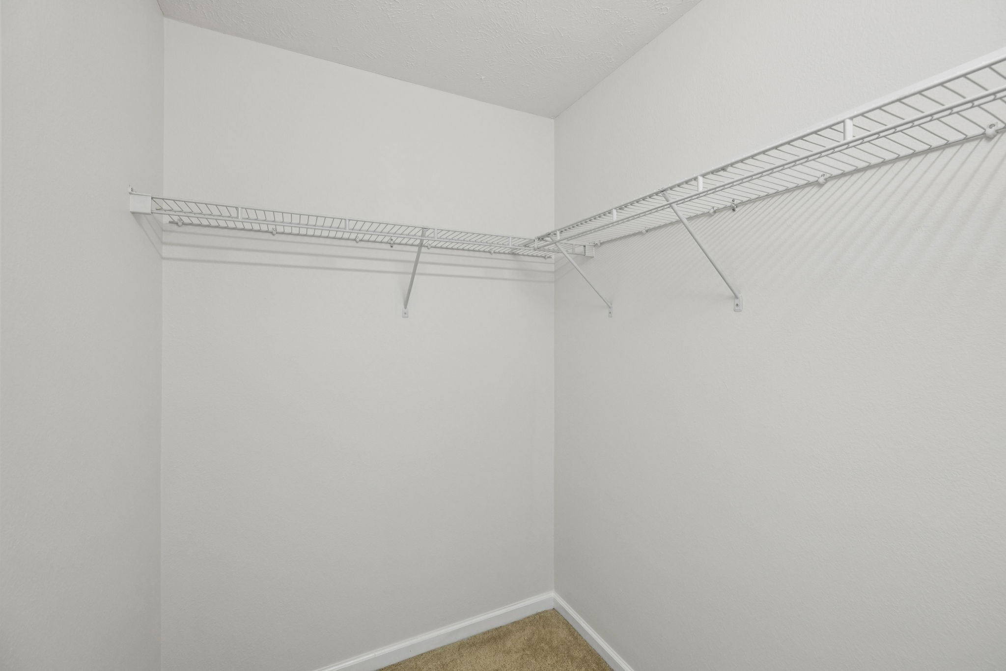 354 Arapaho Dr