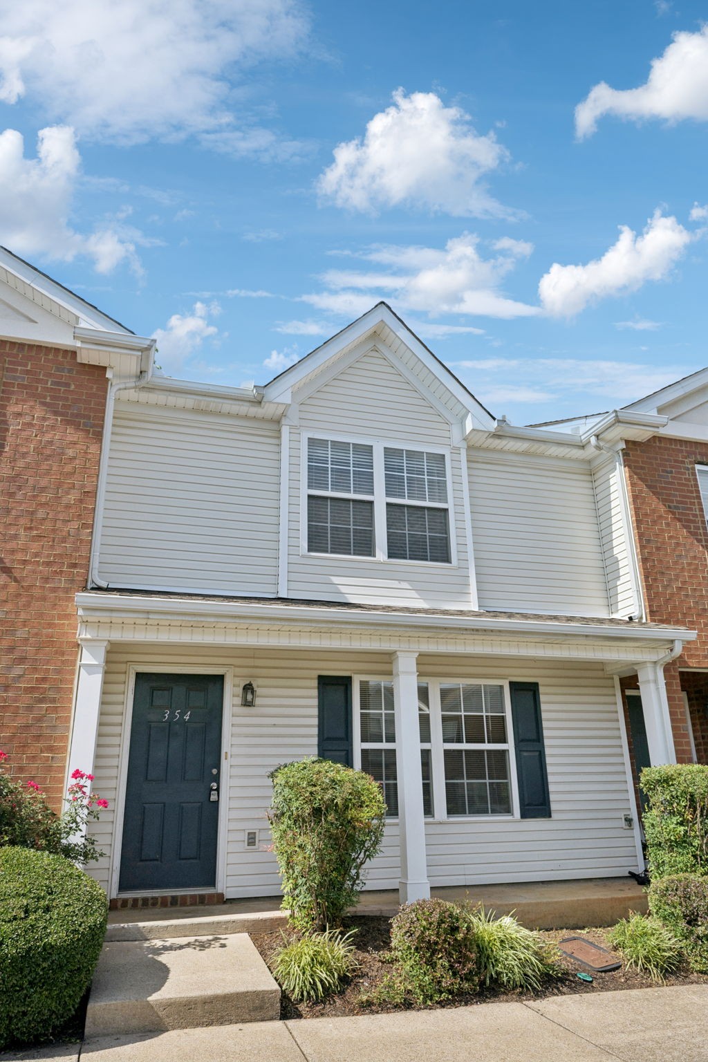 354 Arapaho Dr