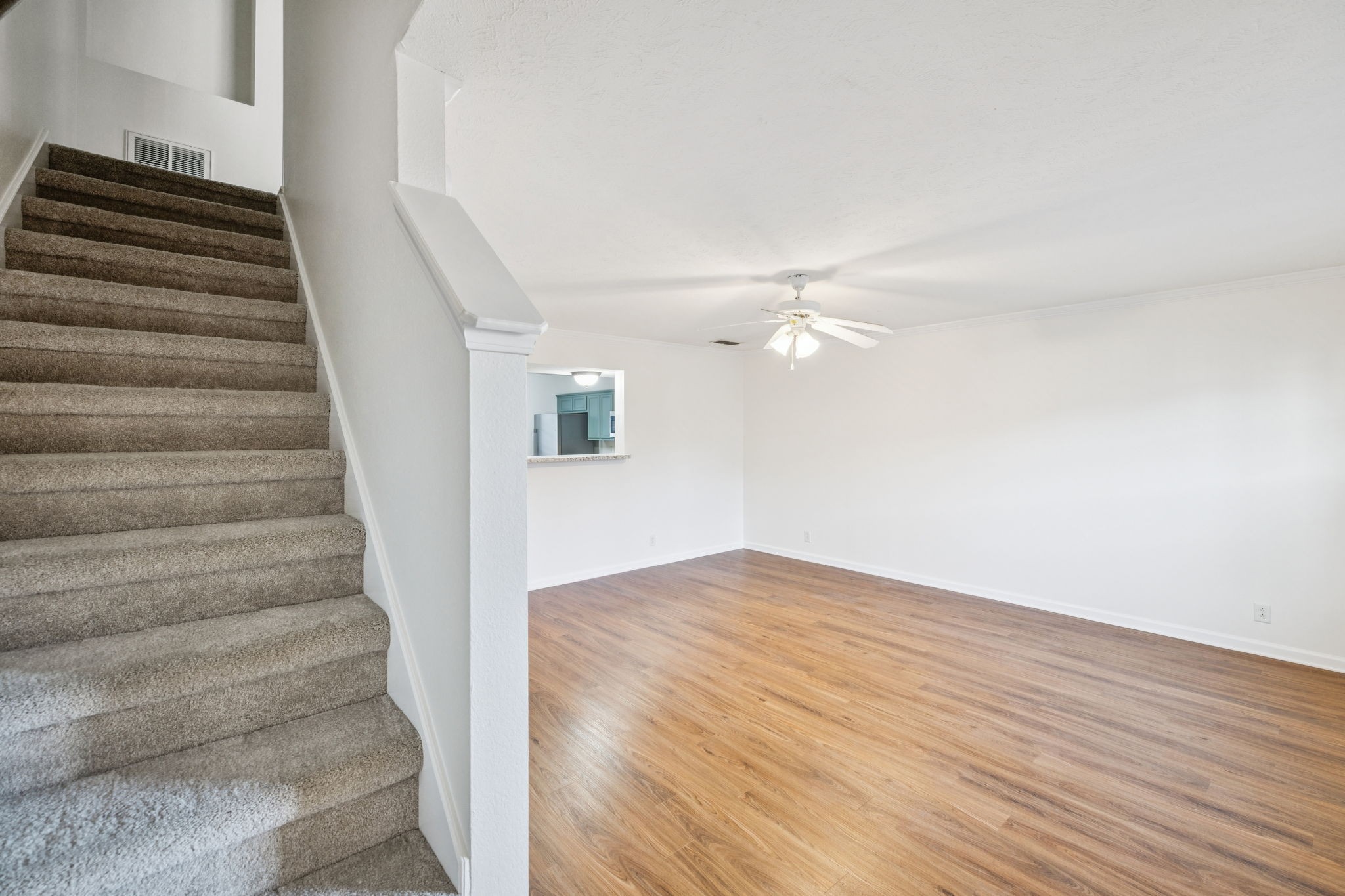 354 Arapaho Dr