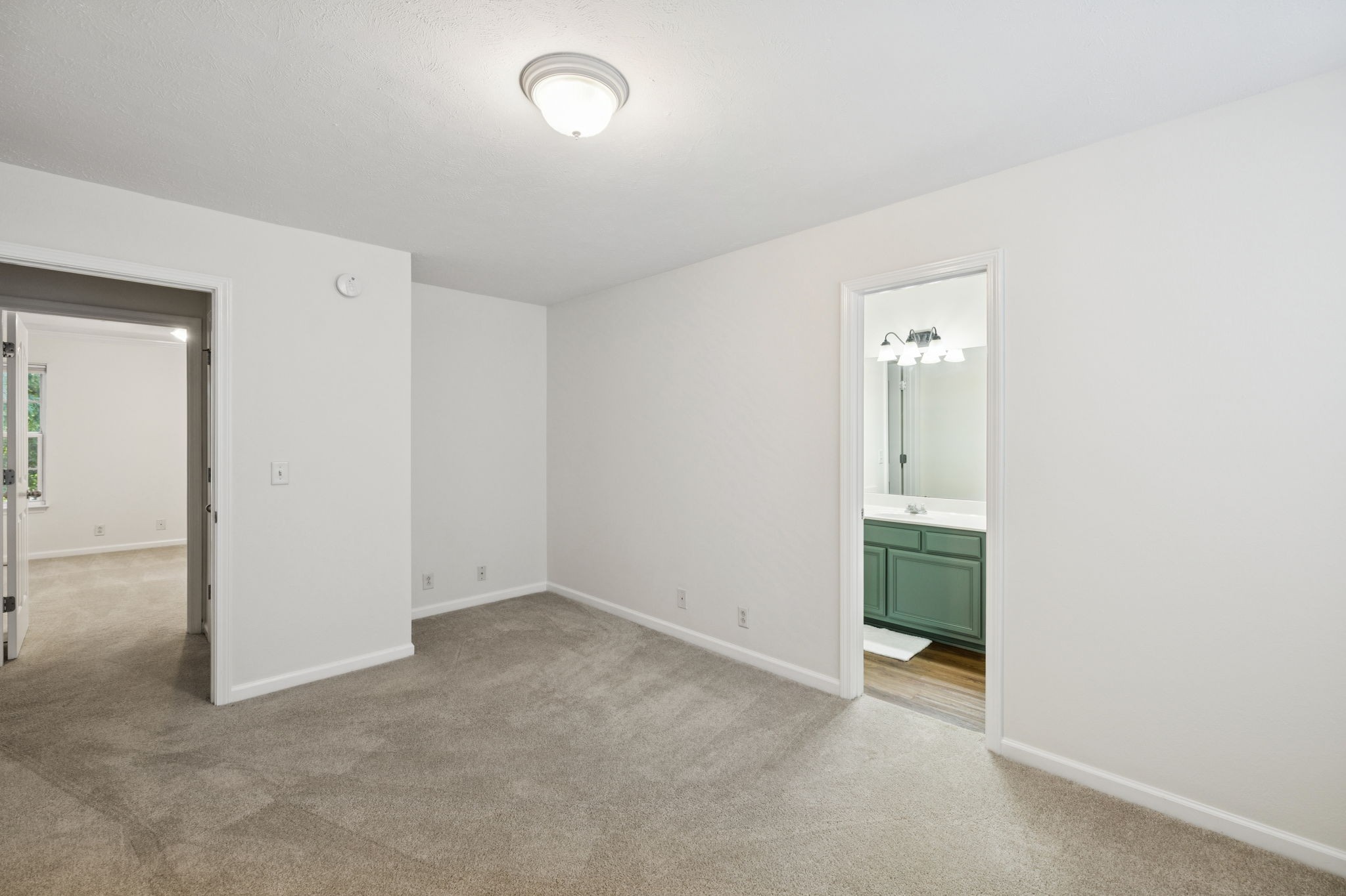 354 Arapaho Dr