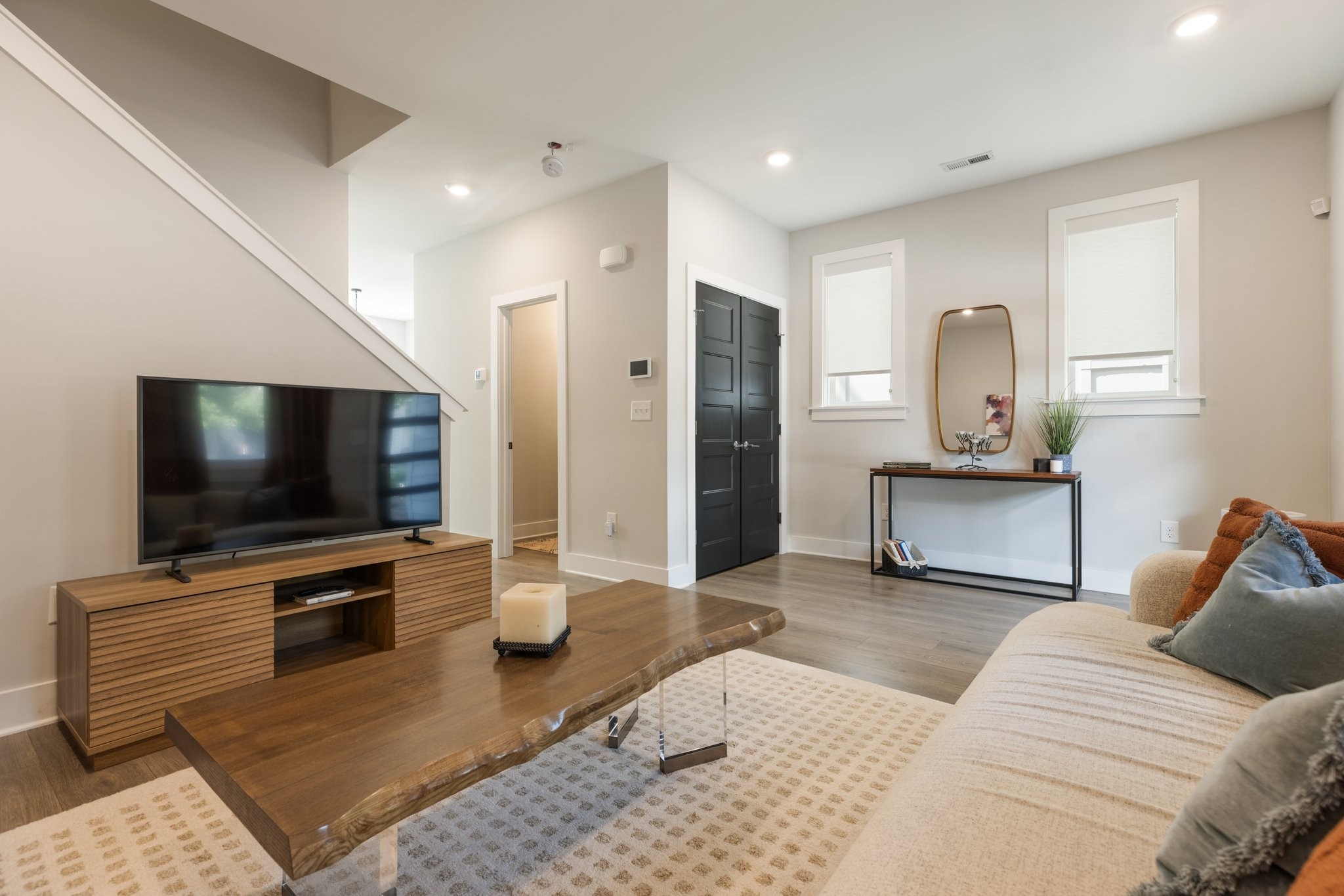 801 Cherokee Ave Unit: 6