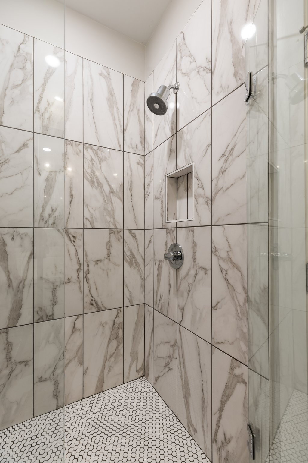 801 Cherokee Ave Unit: 6