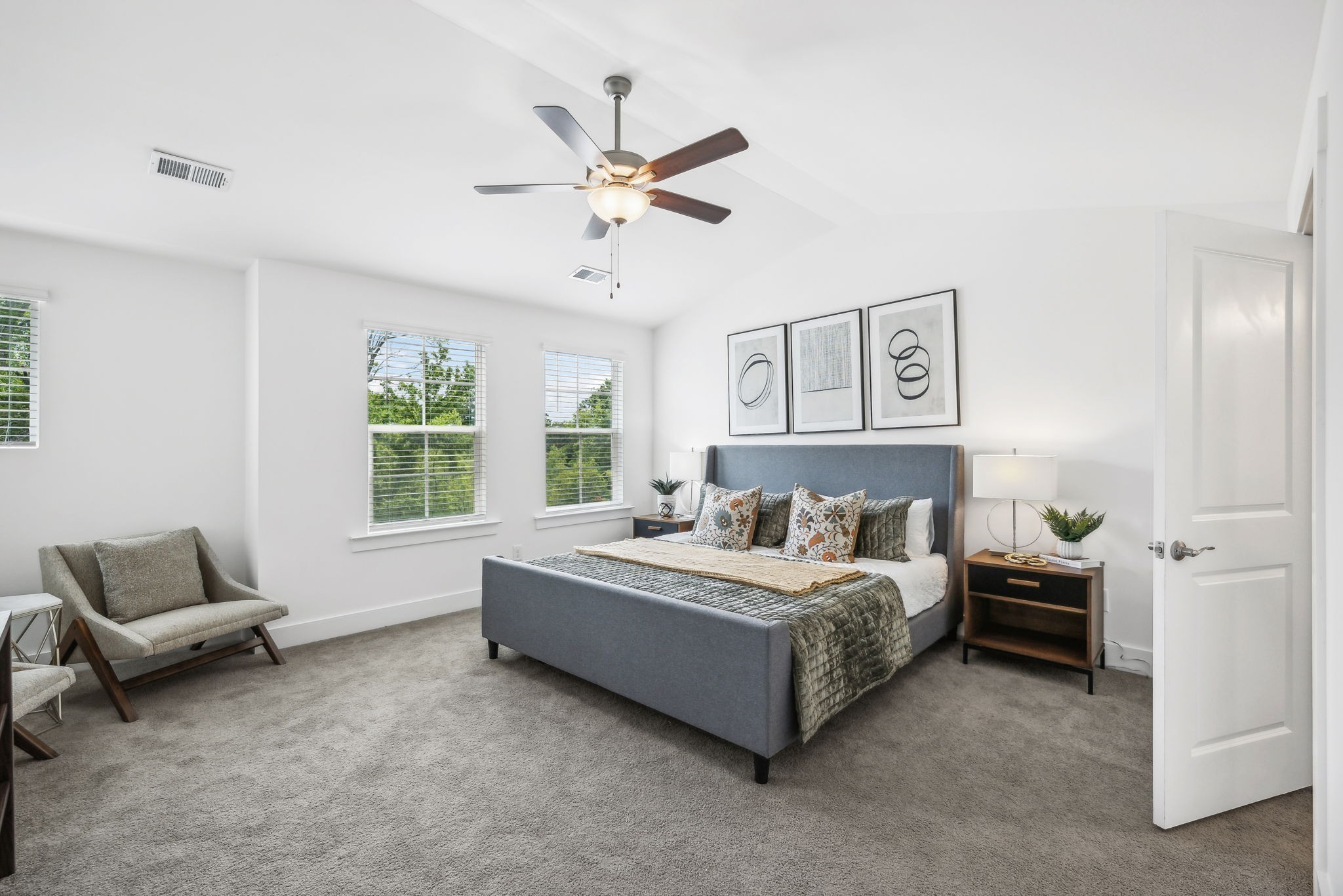 1127 Sweetleaf Dr