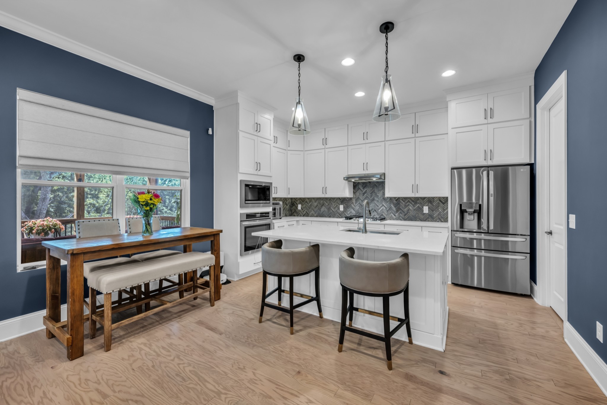 713 Summit Oaks Ct