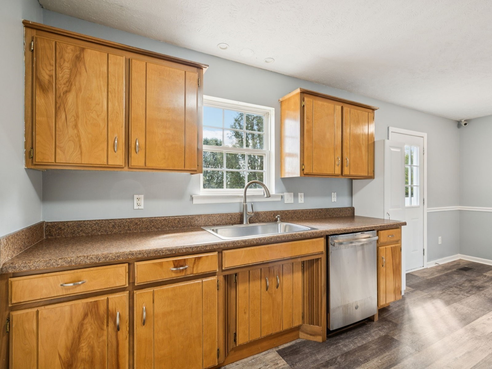 2914 Kedzie Dr