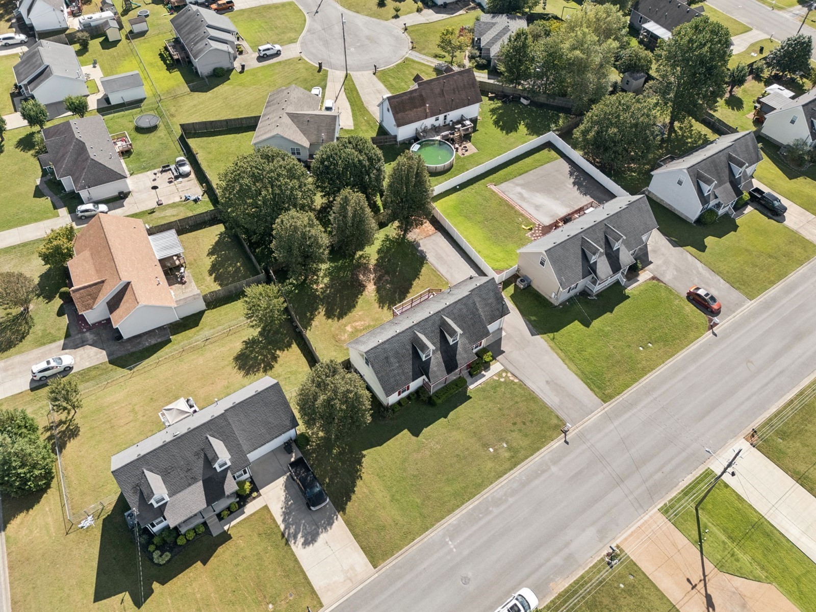 2914 Kedzie Dr