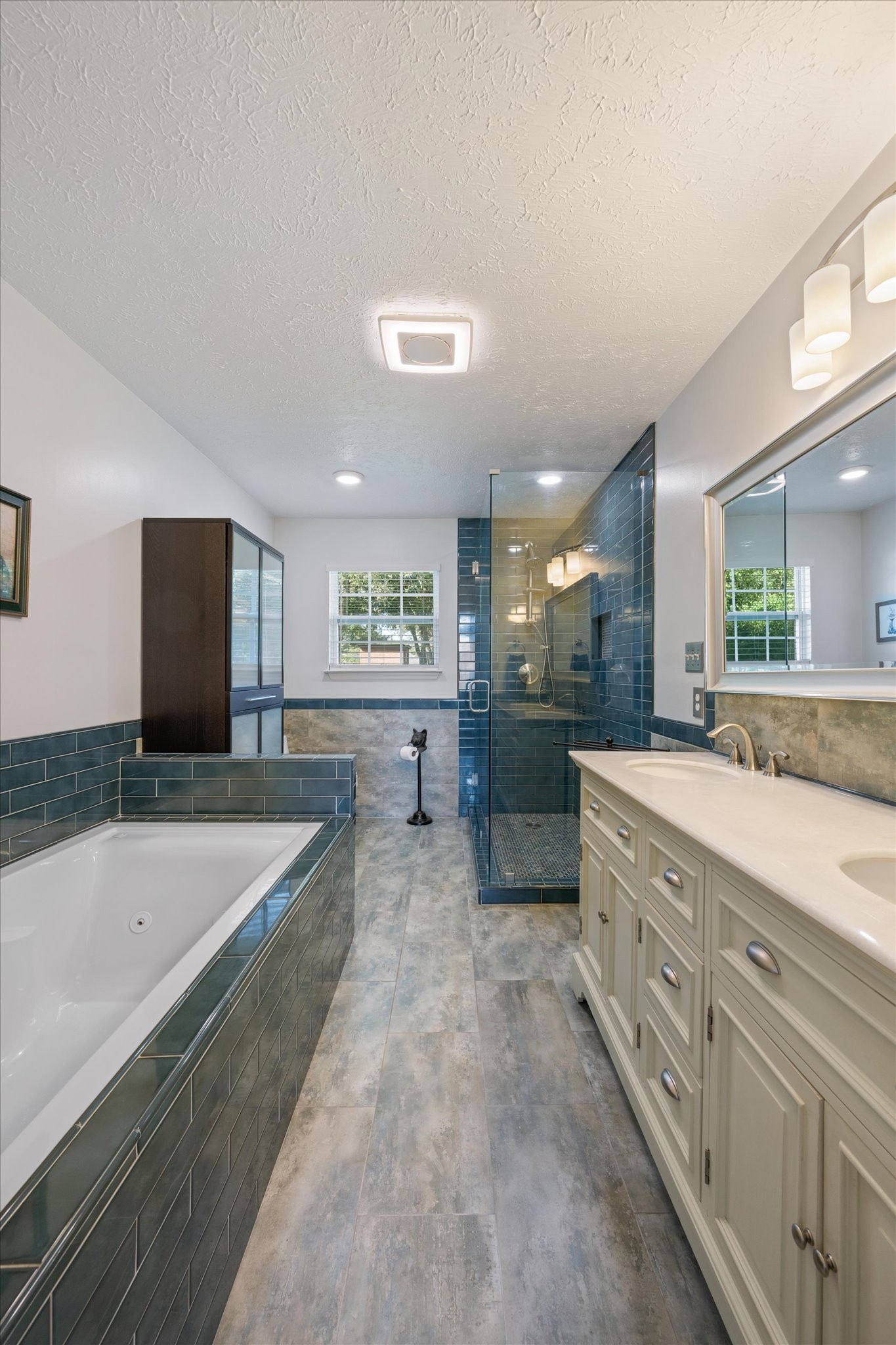222 Wellington Way