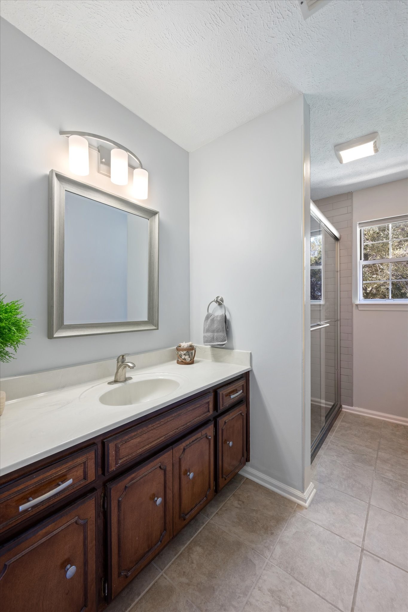 222 Wellington Way