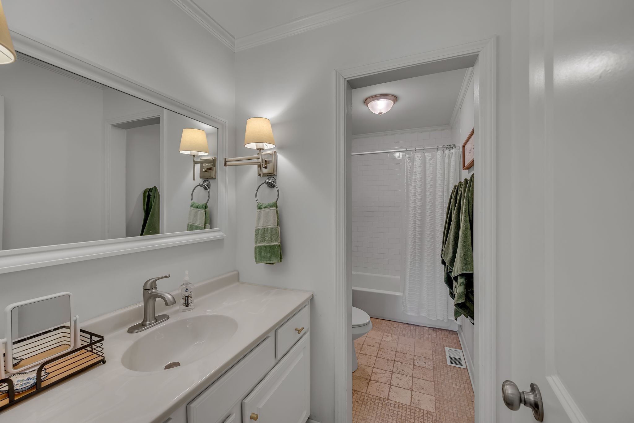 110 Bellevue Rd Unit: 23