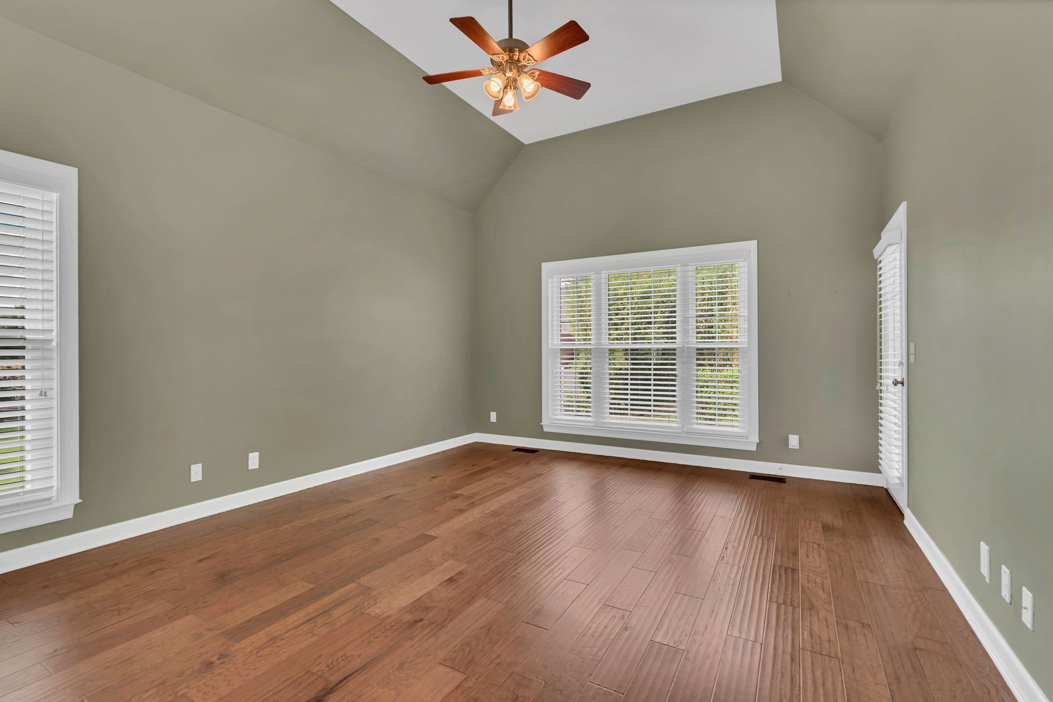 1157 Blake Ct