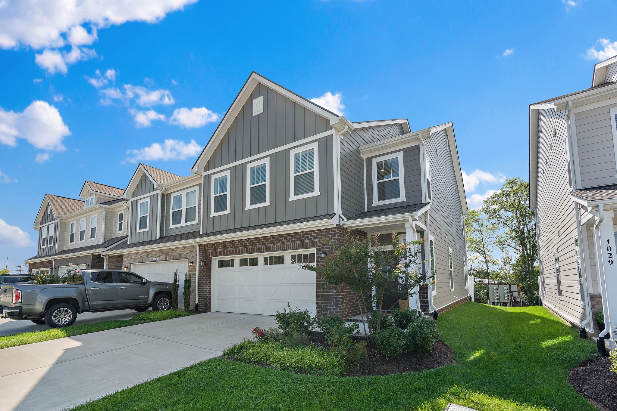 1027 Harmony Hills Dr