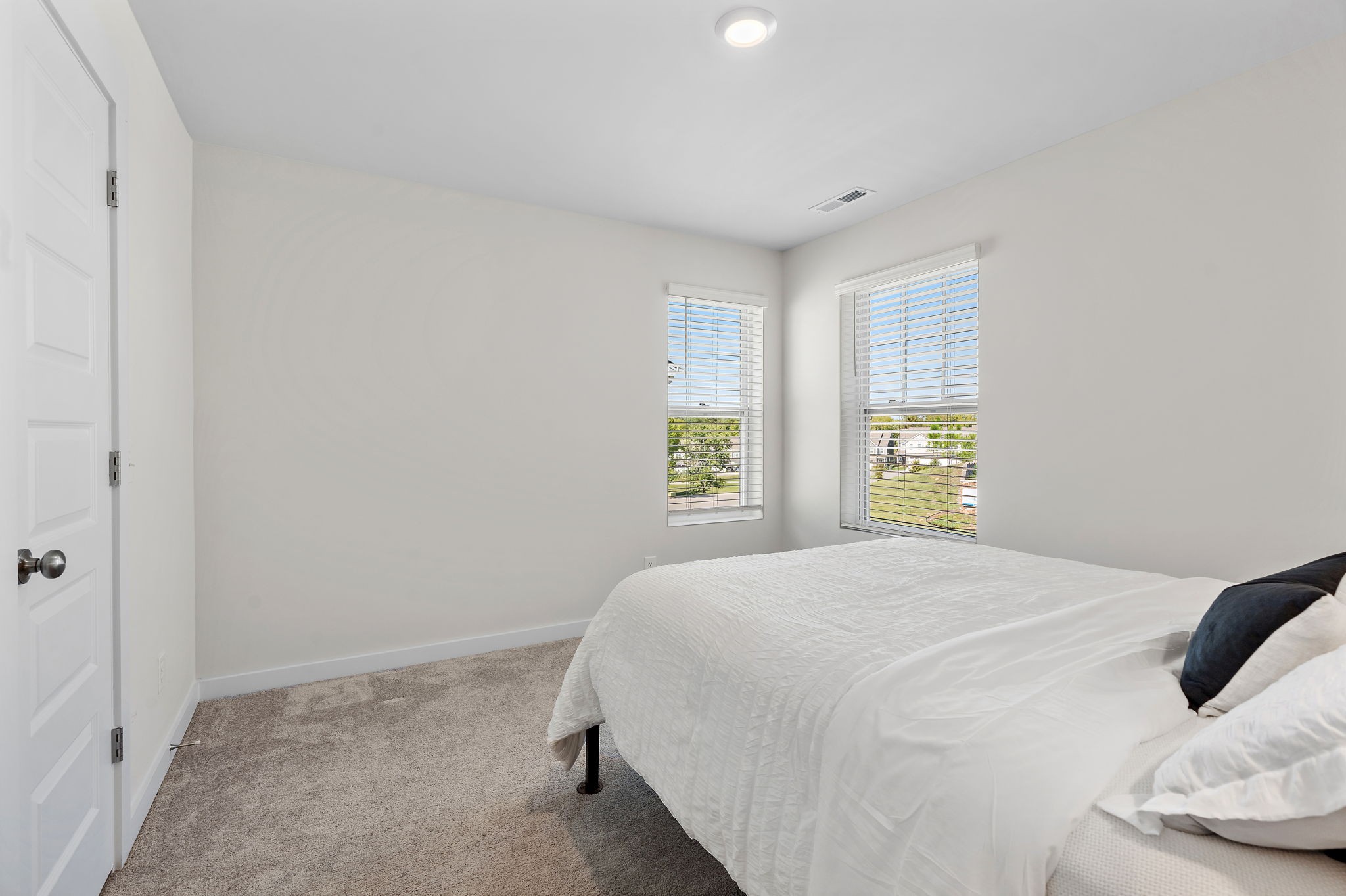 1027 Harmony Hills Dr