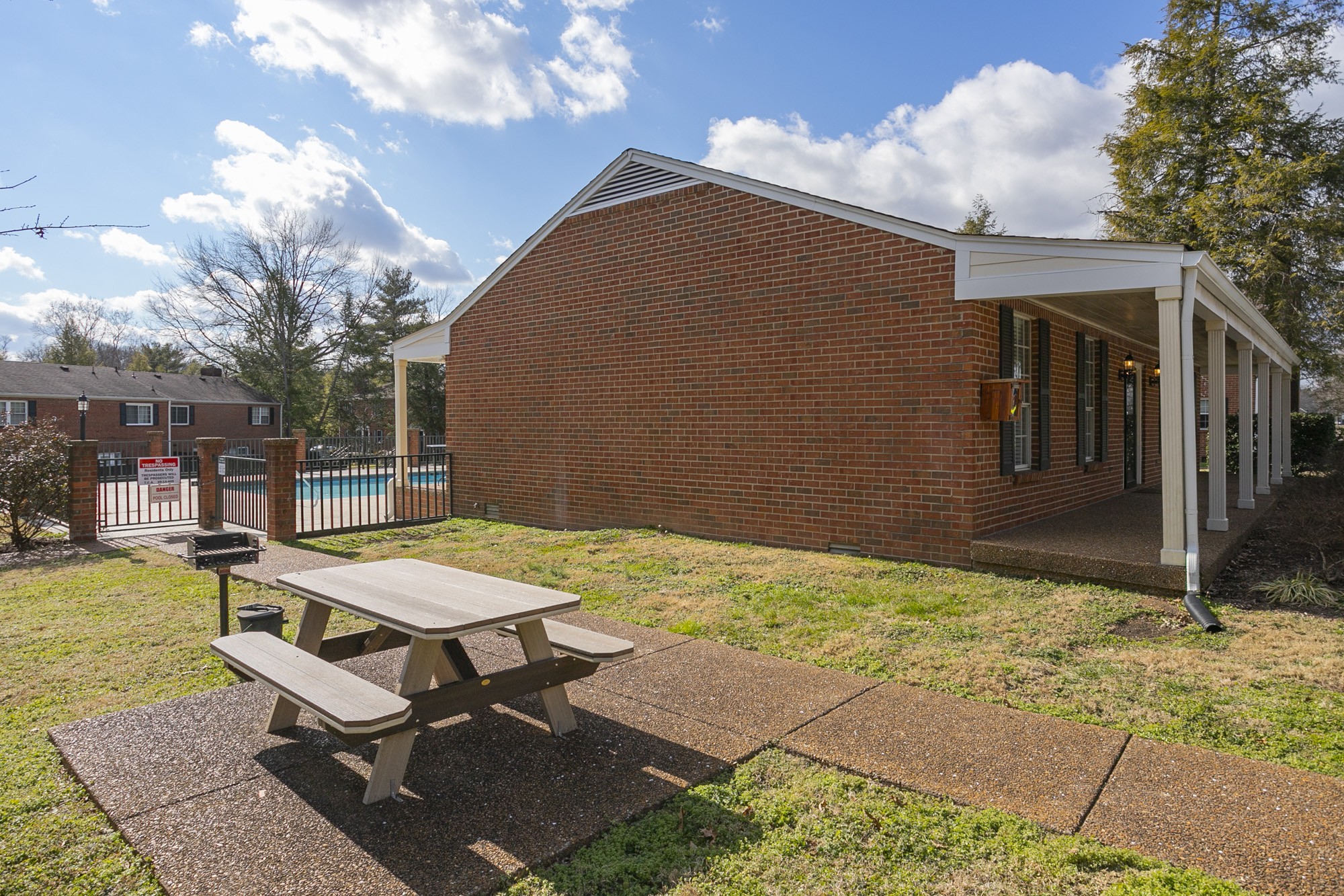 601 Boyd Mill Ave Unit: C1