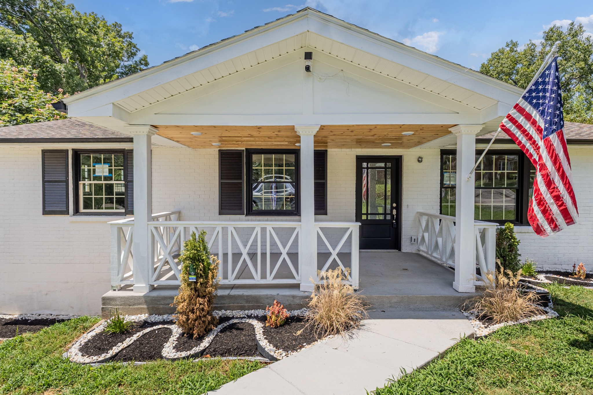 7025 Bonnafair Dr
