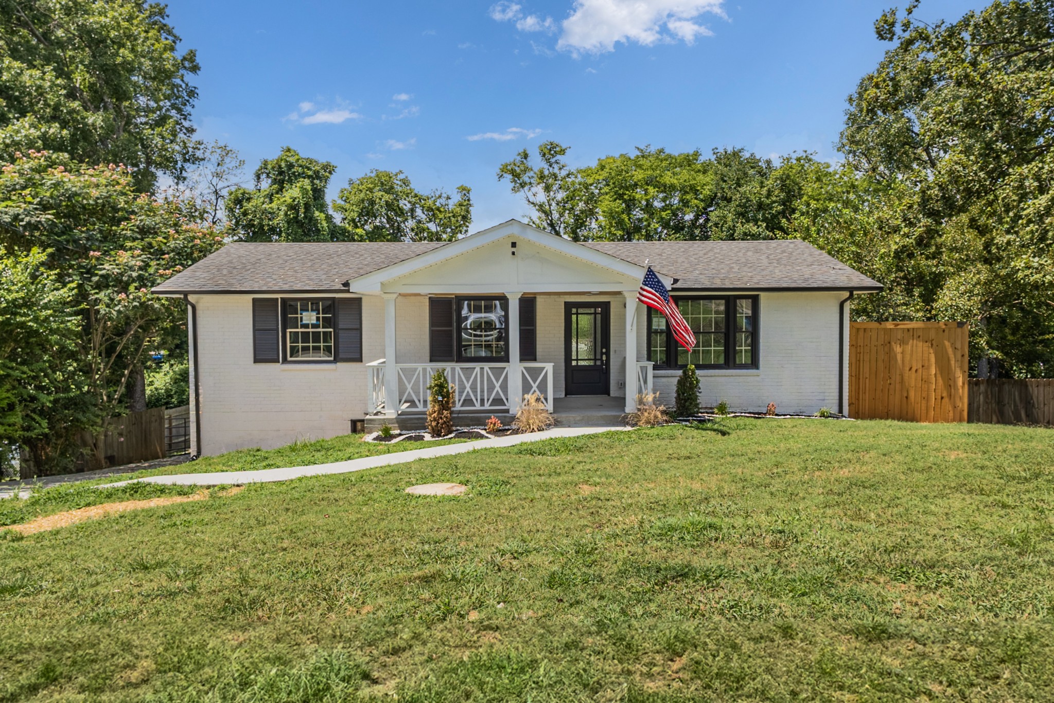 7025 Bonnafair Dr