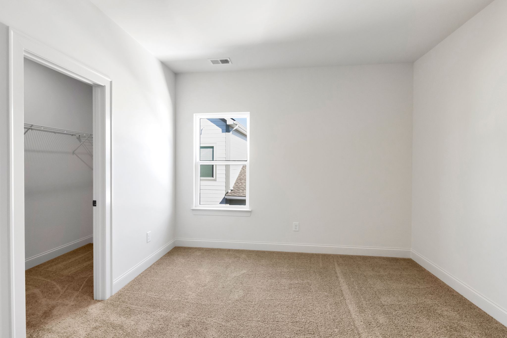 7404 Legends Way