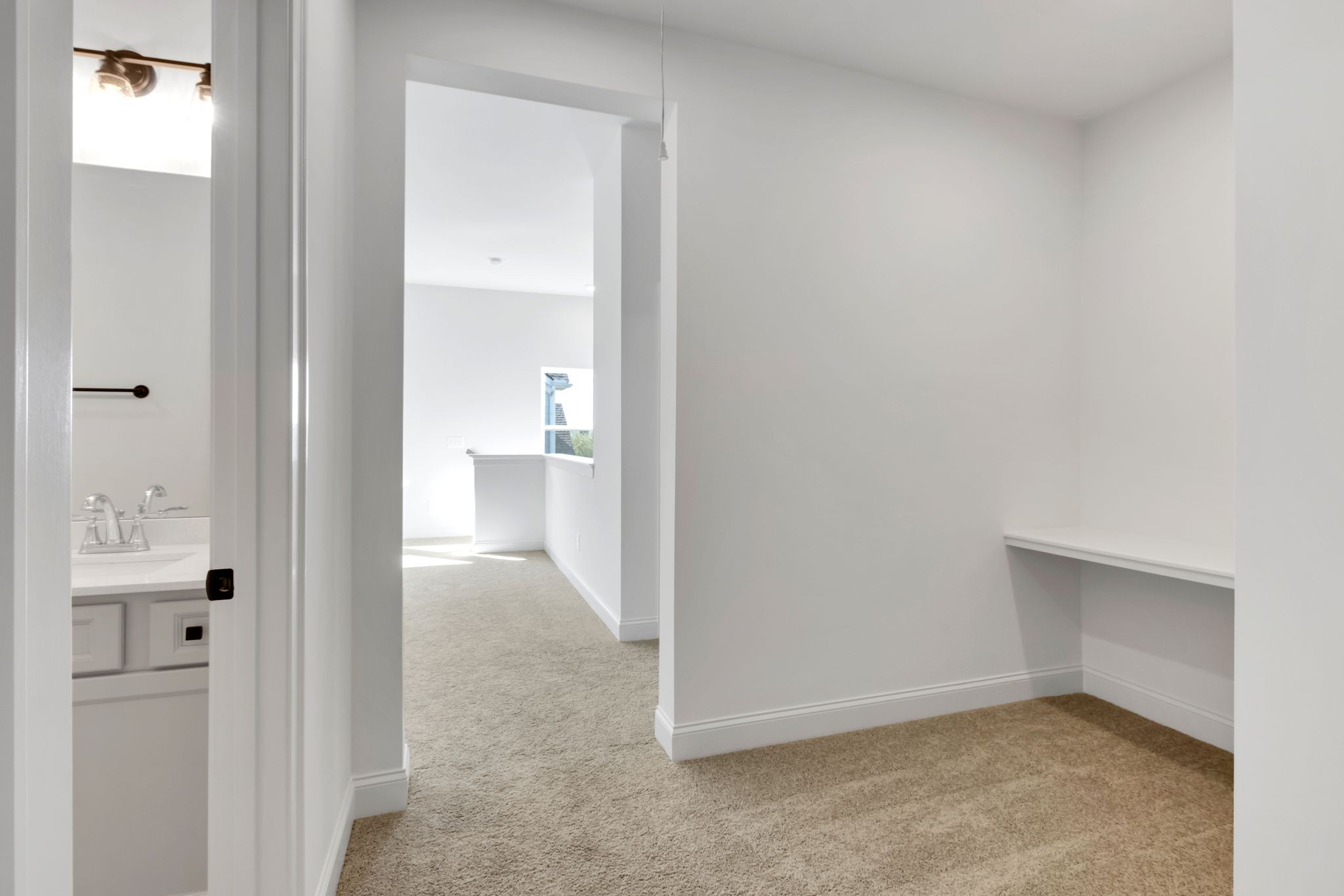 7404 Legends Way