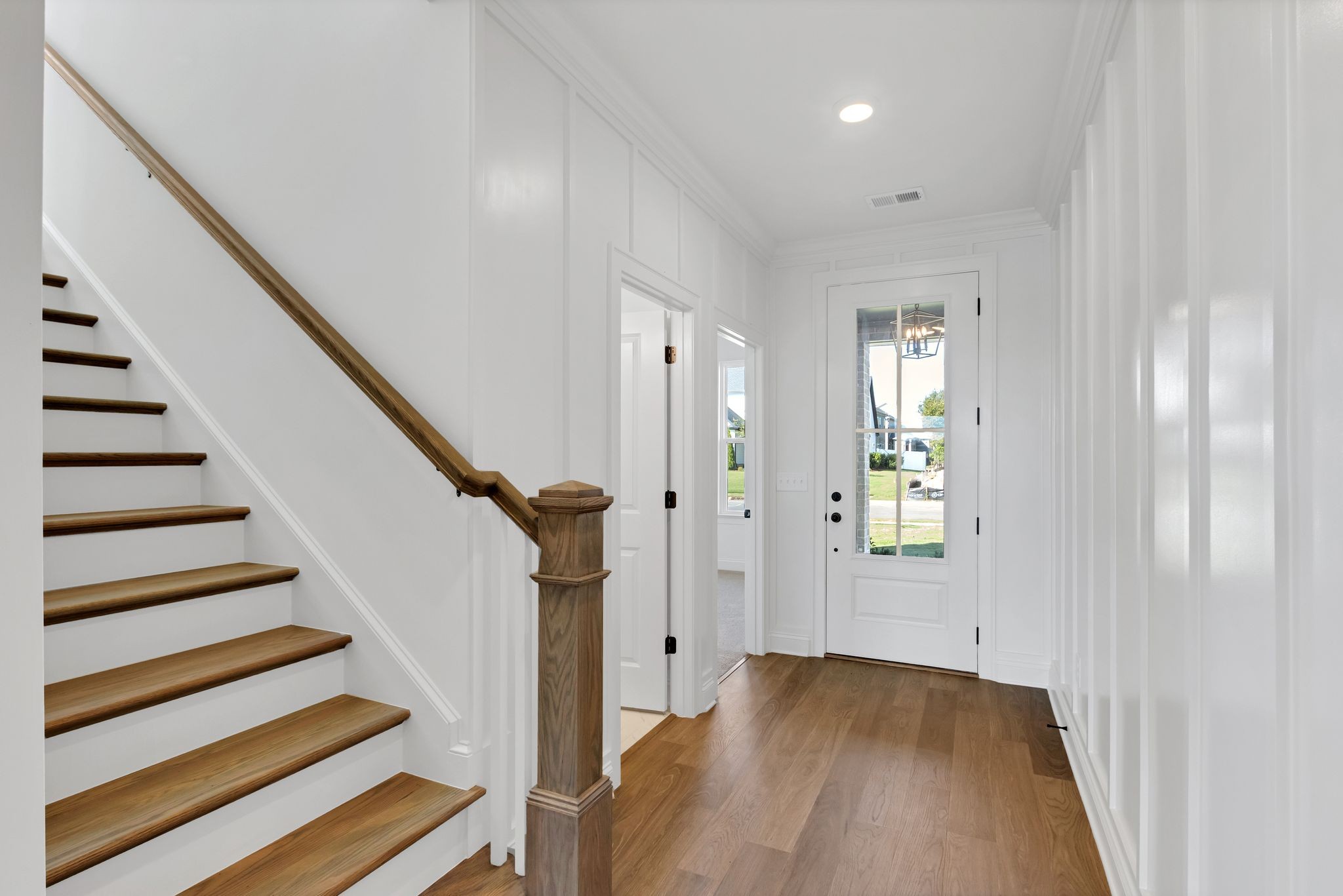 7404 Legends Way