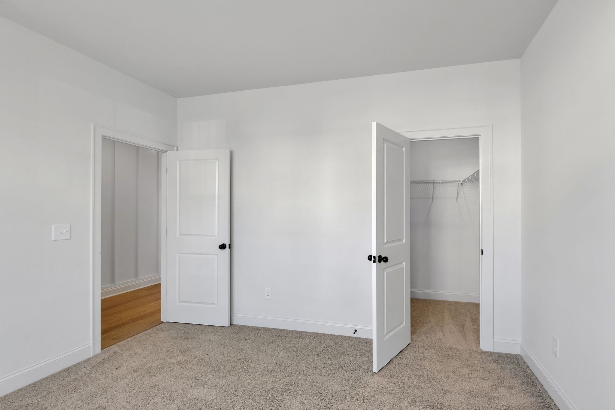 7404 Legends Way