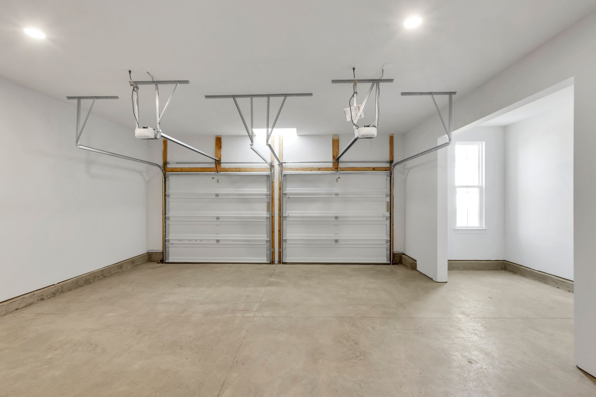 7404 Legends Way