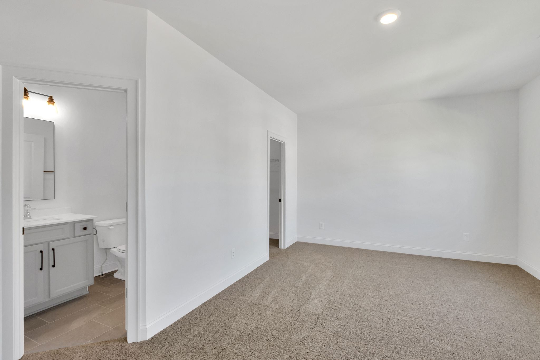 7404 Legends Way